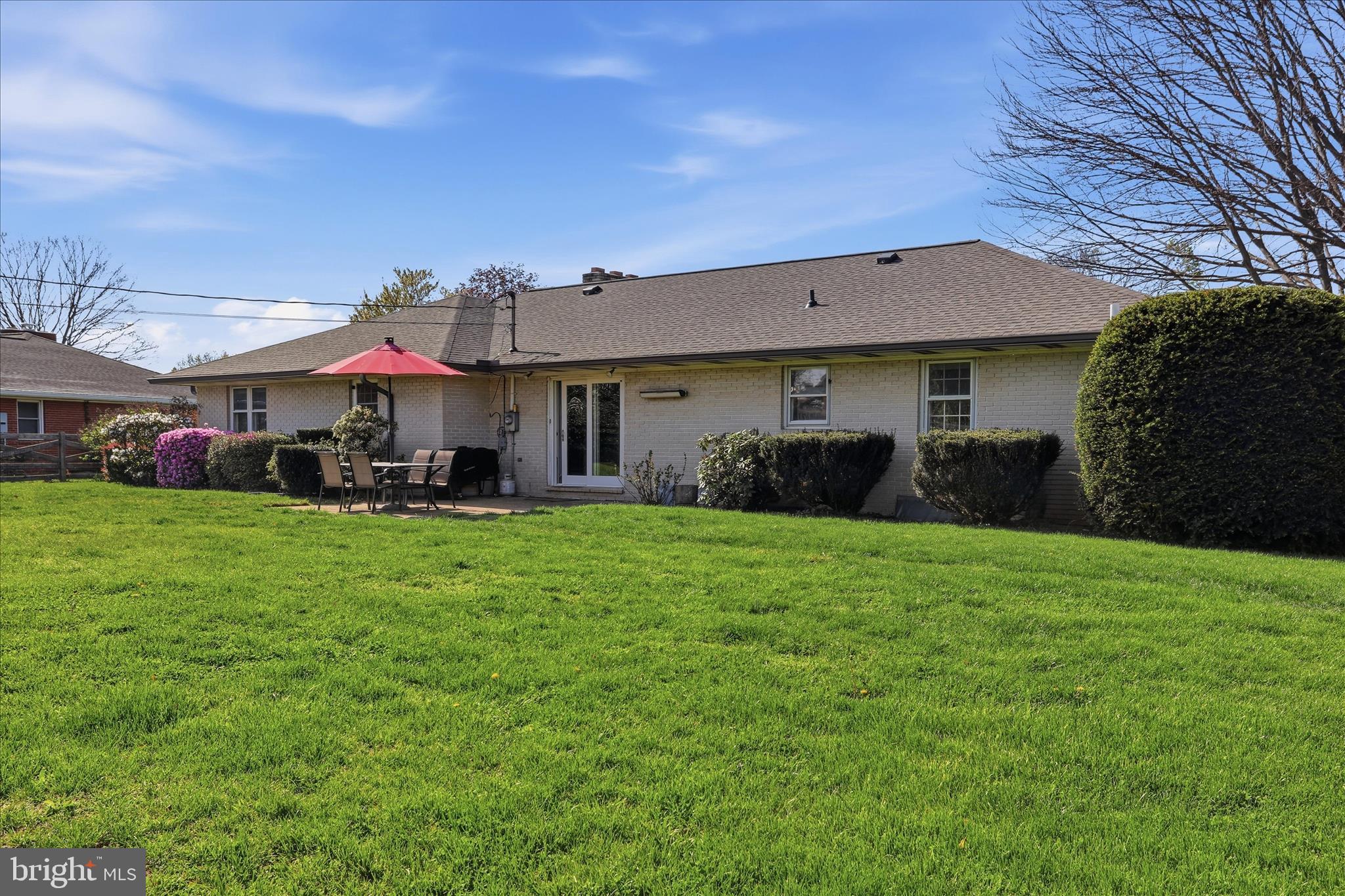 VAN LEAR MANOR - Residential