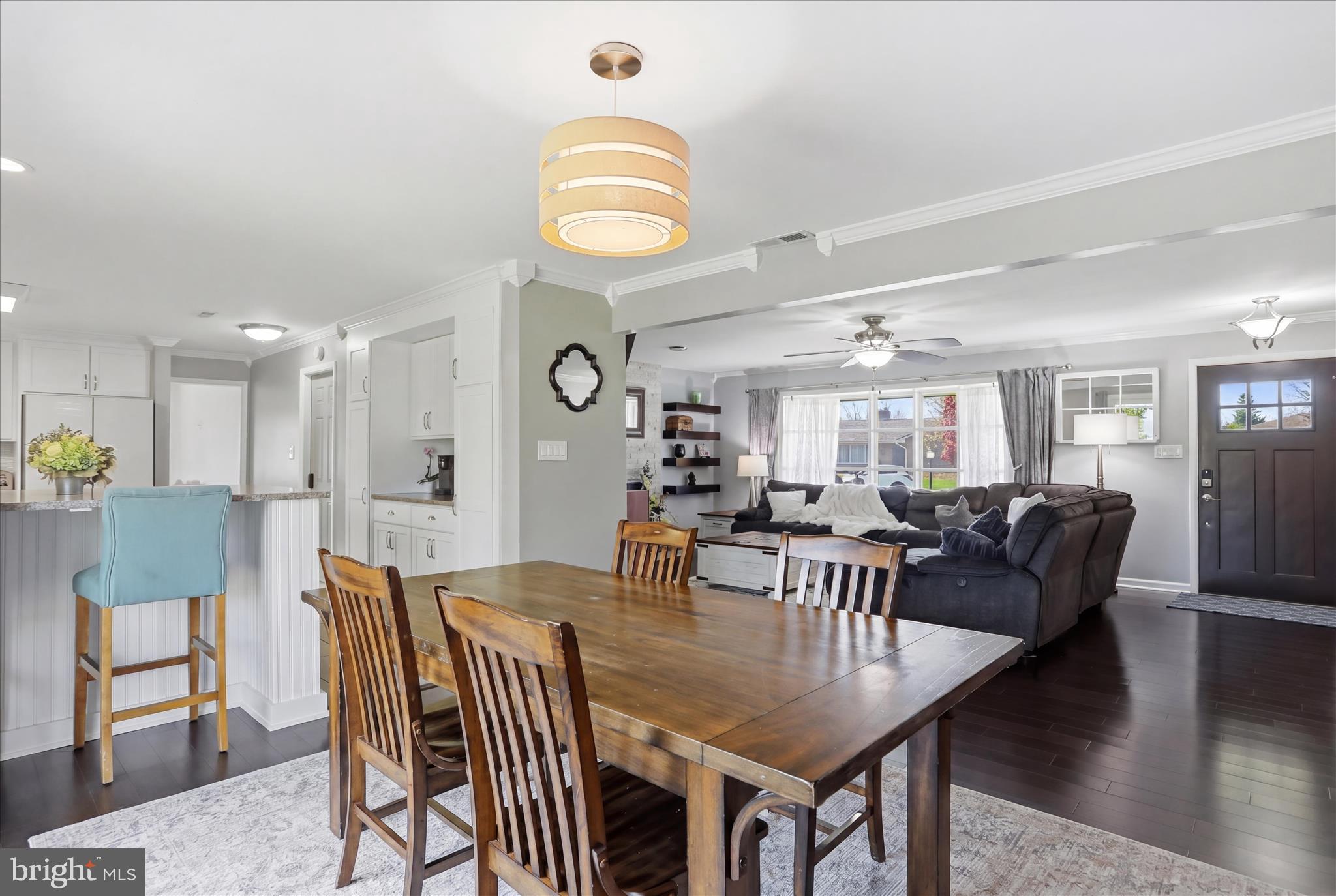 VAN LEAR MANOR - Residential