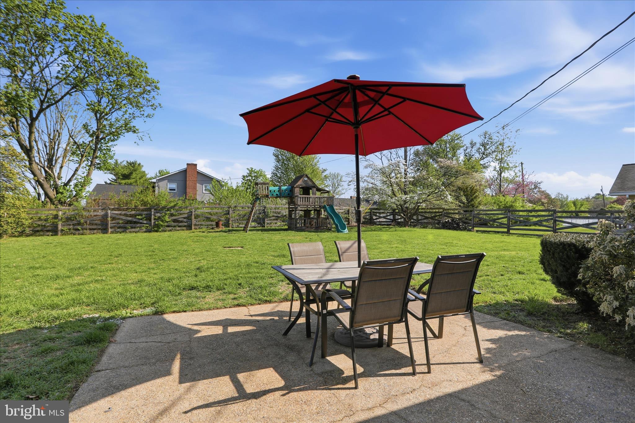 VAN LEAR MANOR - Residential
