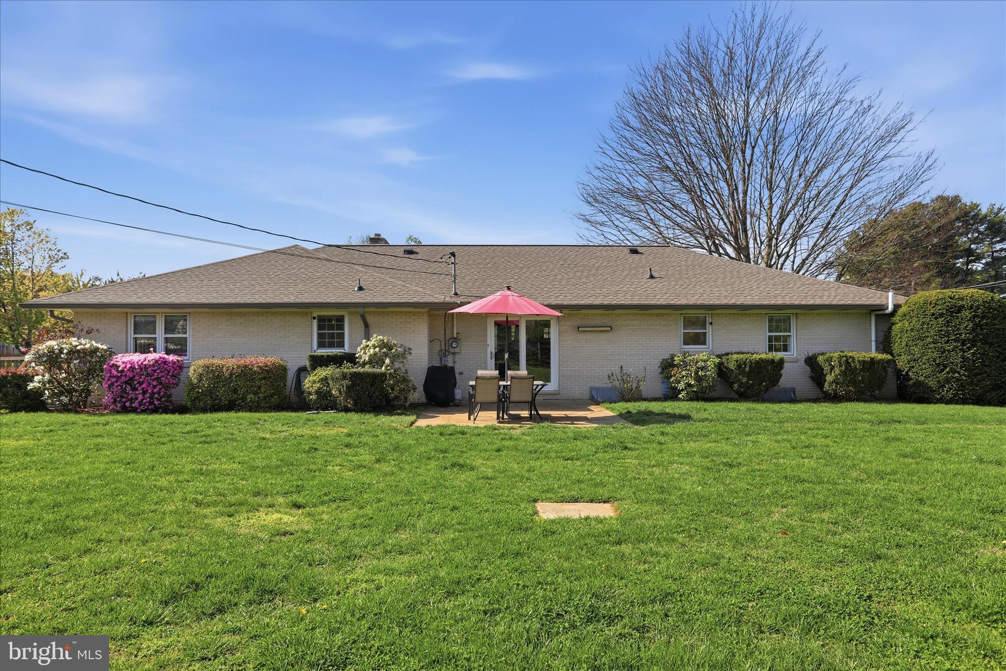 VAN LEAR MANOR - Residential