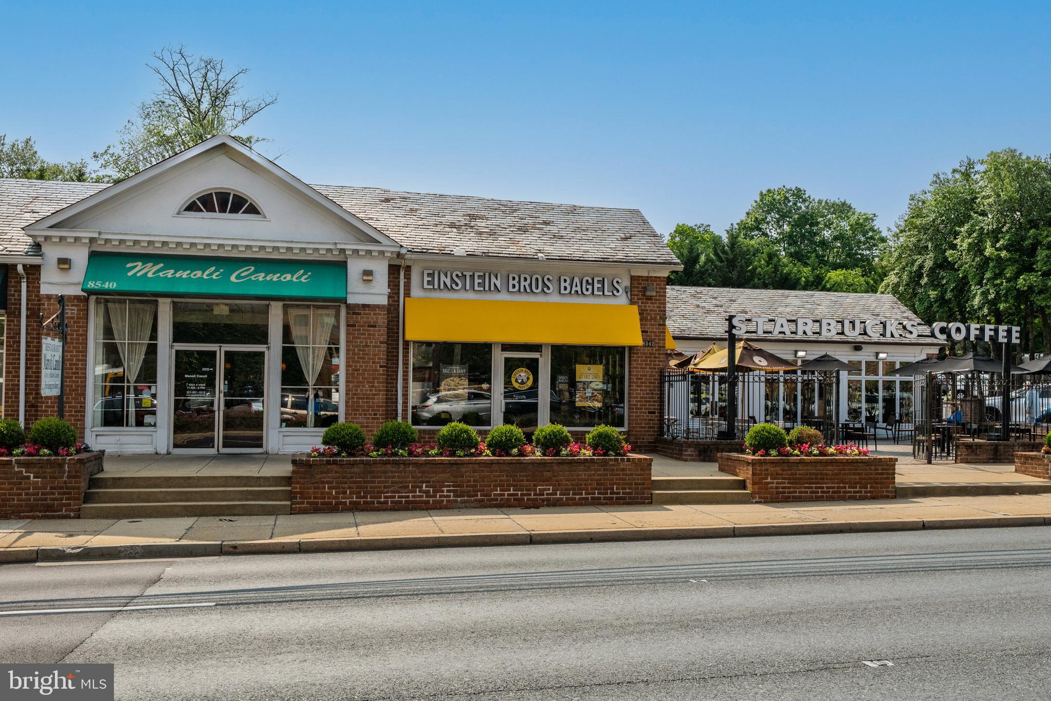 CHEVY CHASE HILLS - Residential