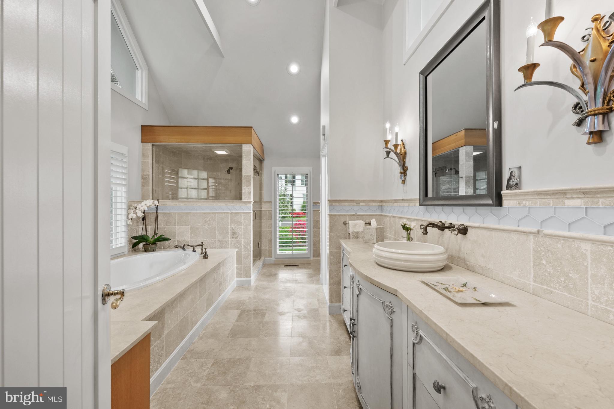 CHEVY CHASE HILLS - Residential