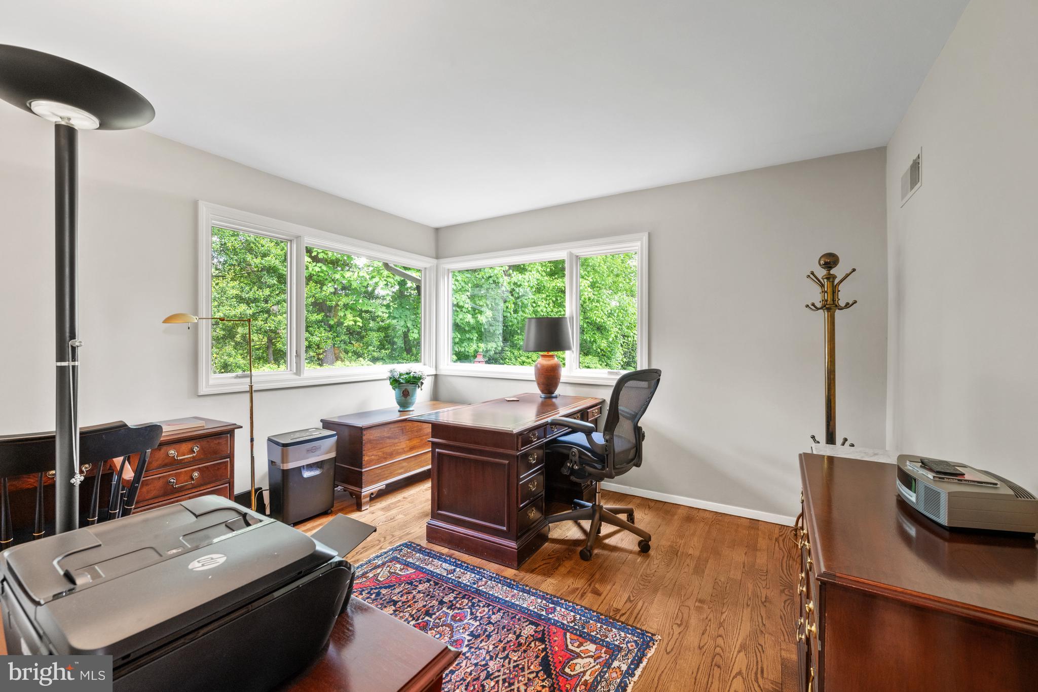 CHEVY CHASE HILLS - Residential