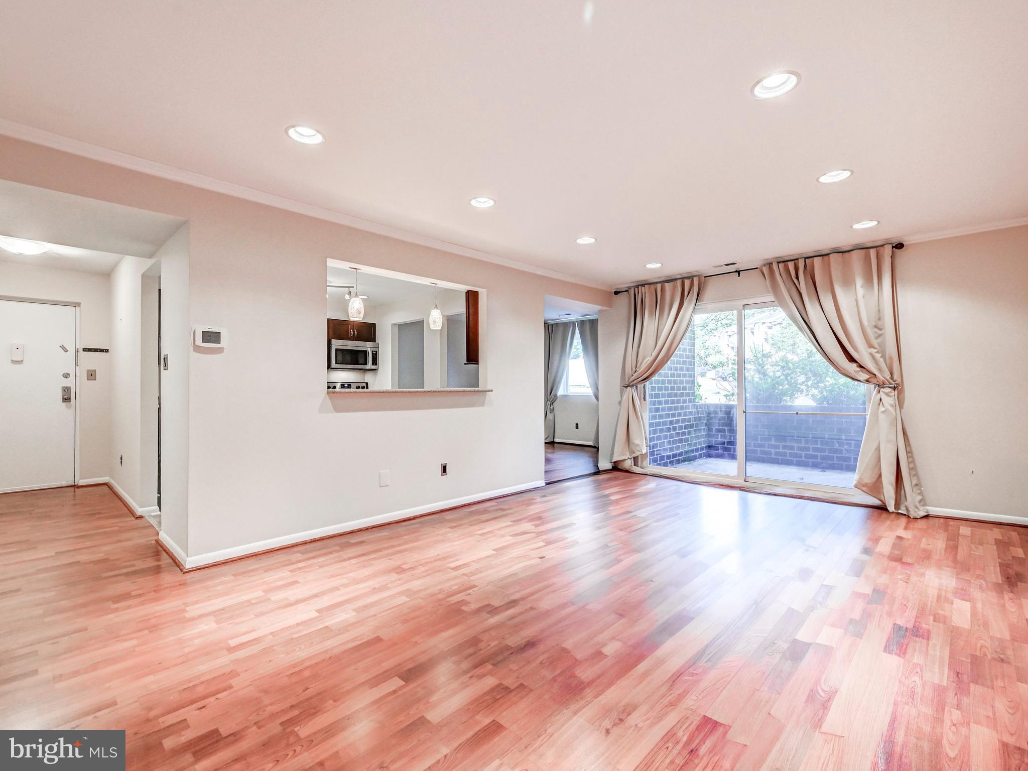 MAYS CHAPEL VILLAGE - Residential