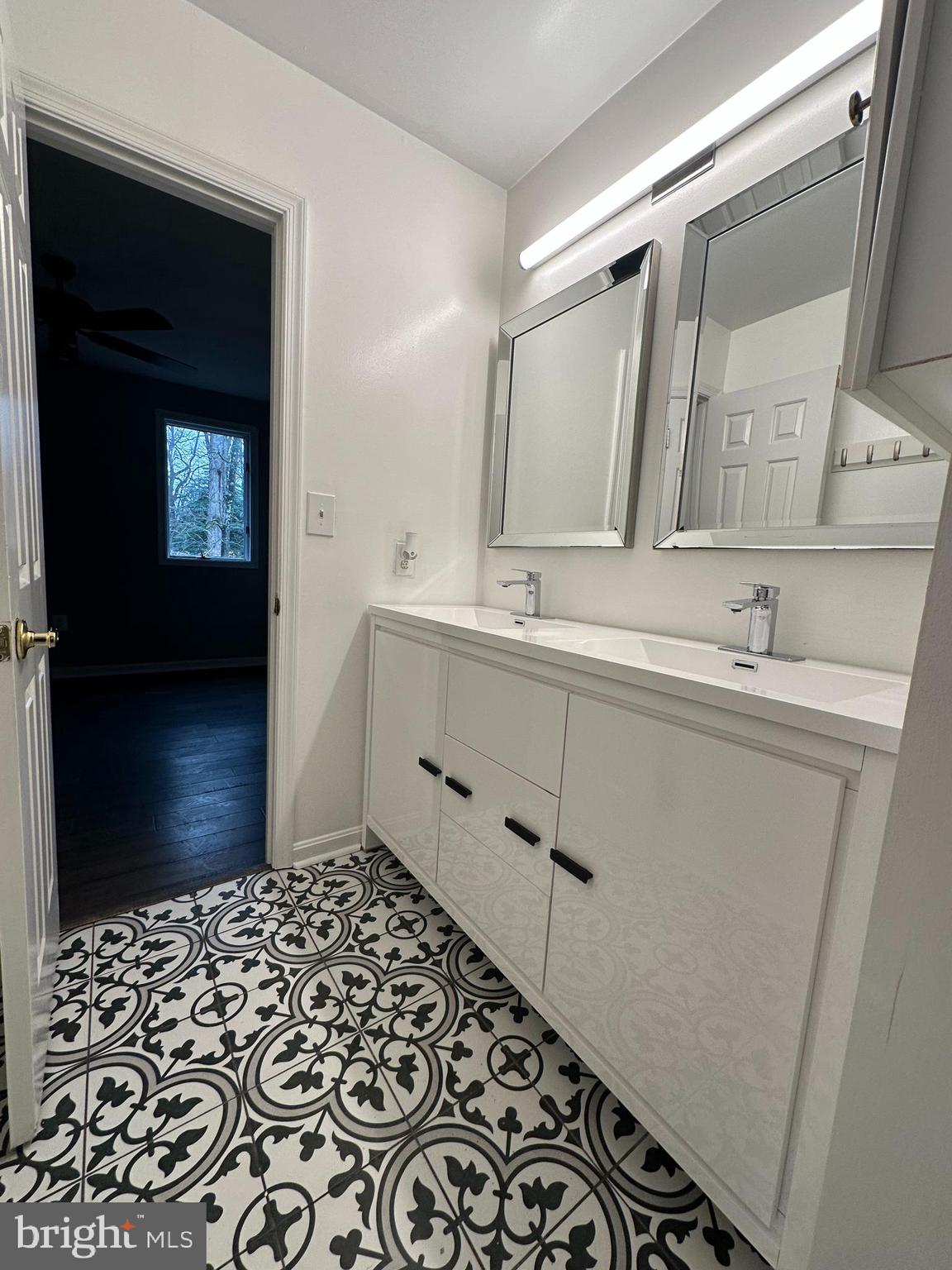 PATUXENT GLEN - Residential Lease