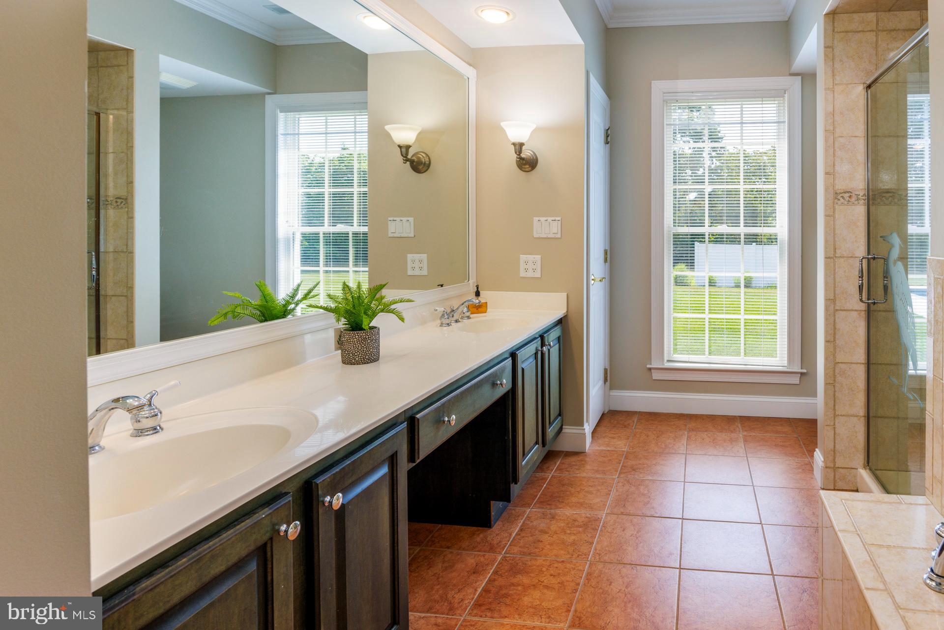 INDIAN POINT WEST - Residential