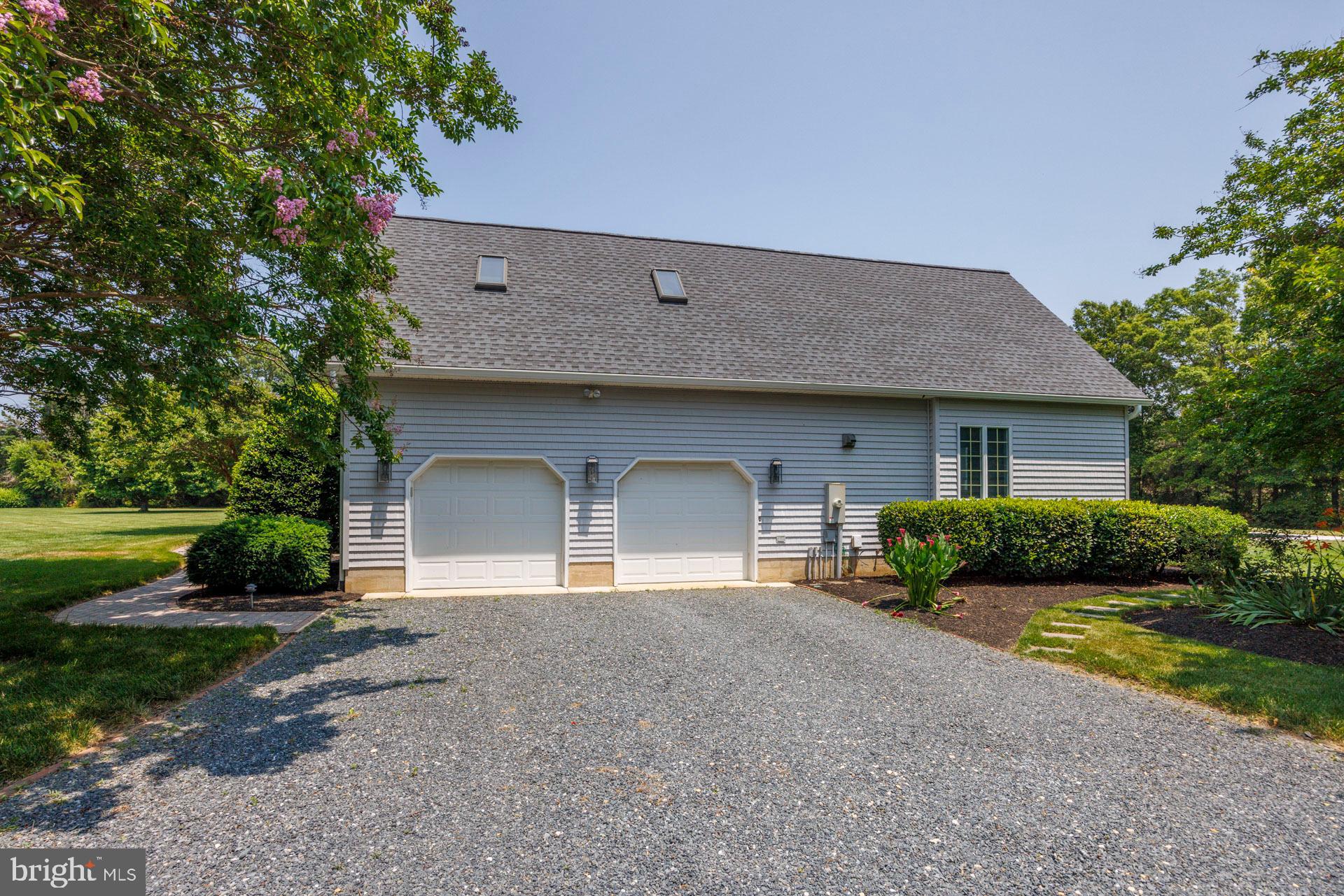 INDIAN POINT WEST - Residential