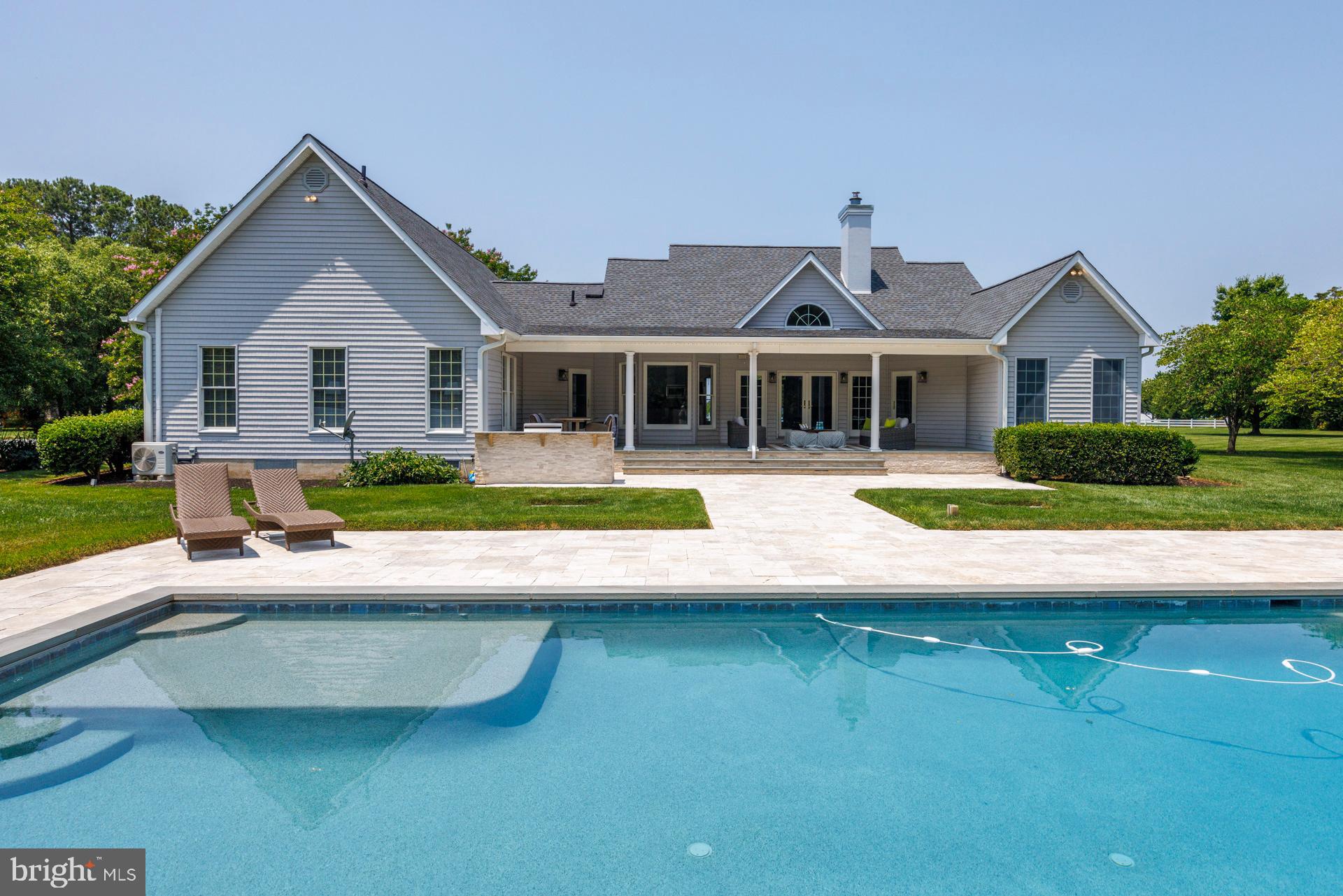 INDIAN POINT WEST - Residential