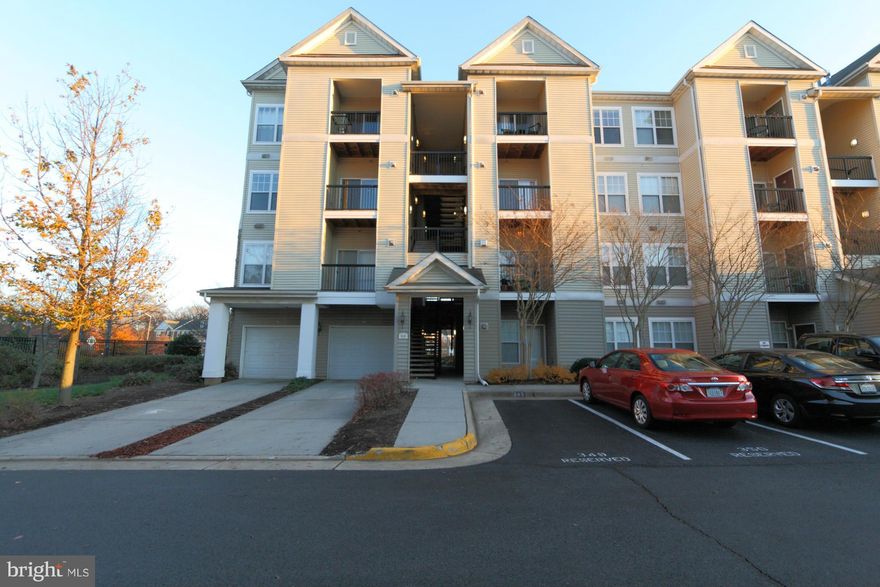 Great price on this Lovely & Rare 1 BR w/ Private Detached Garage #3-303 & Bright Corner/End Unit w/ 2 extra windows. New Carpet & Paint. 3rd level. 754 s.f., Gas Fireplace, Balcony, Reserved Parking Space #376 also. Low condo fee $228/mo includes Water/Sewer, Pool & Fitness. Great location near Fair Lakes. Fx Connector Bus 631 to Vienna Metro. Hurry!