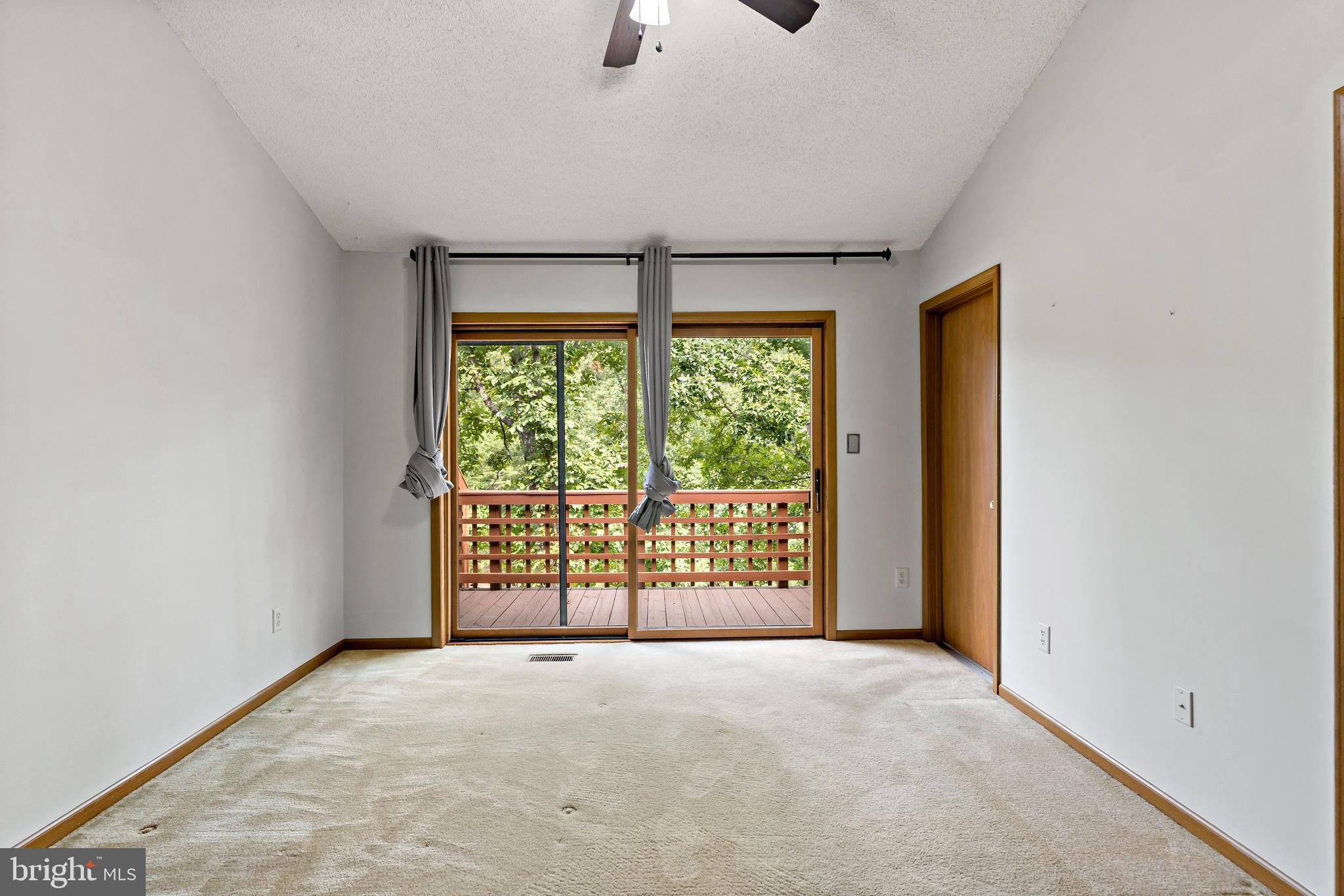 THE WOODS RESORT - Residential