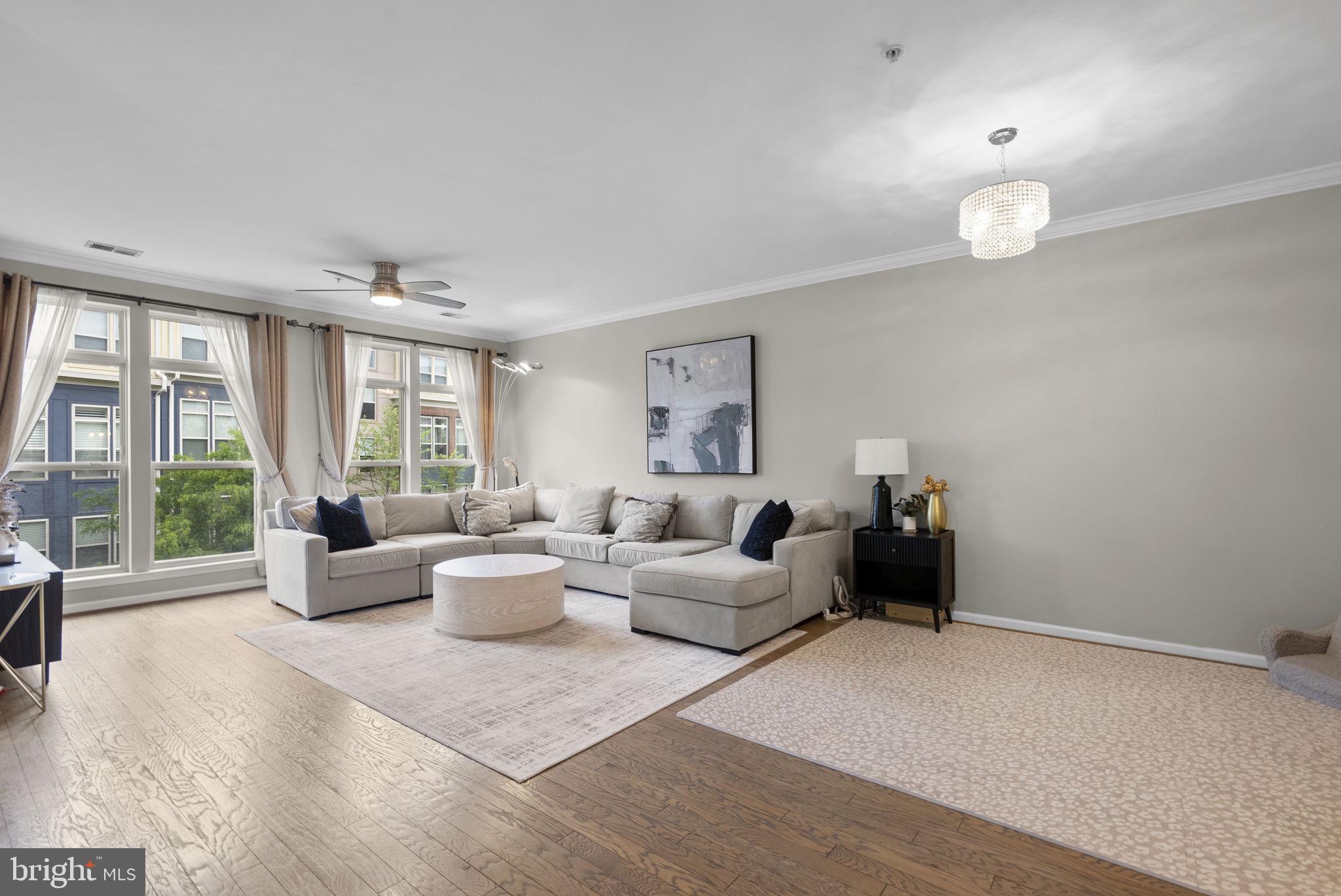 CROWN - Residential
