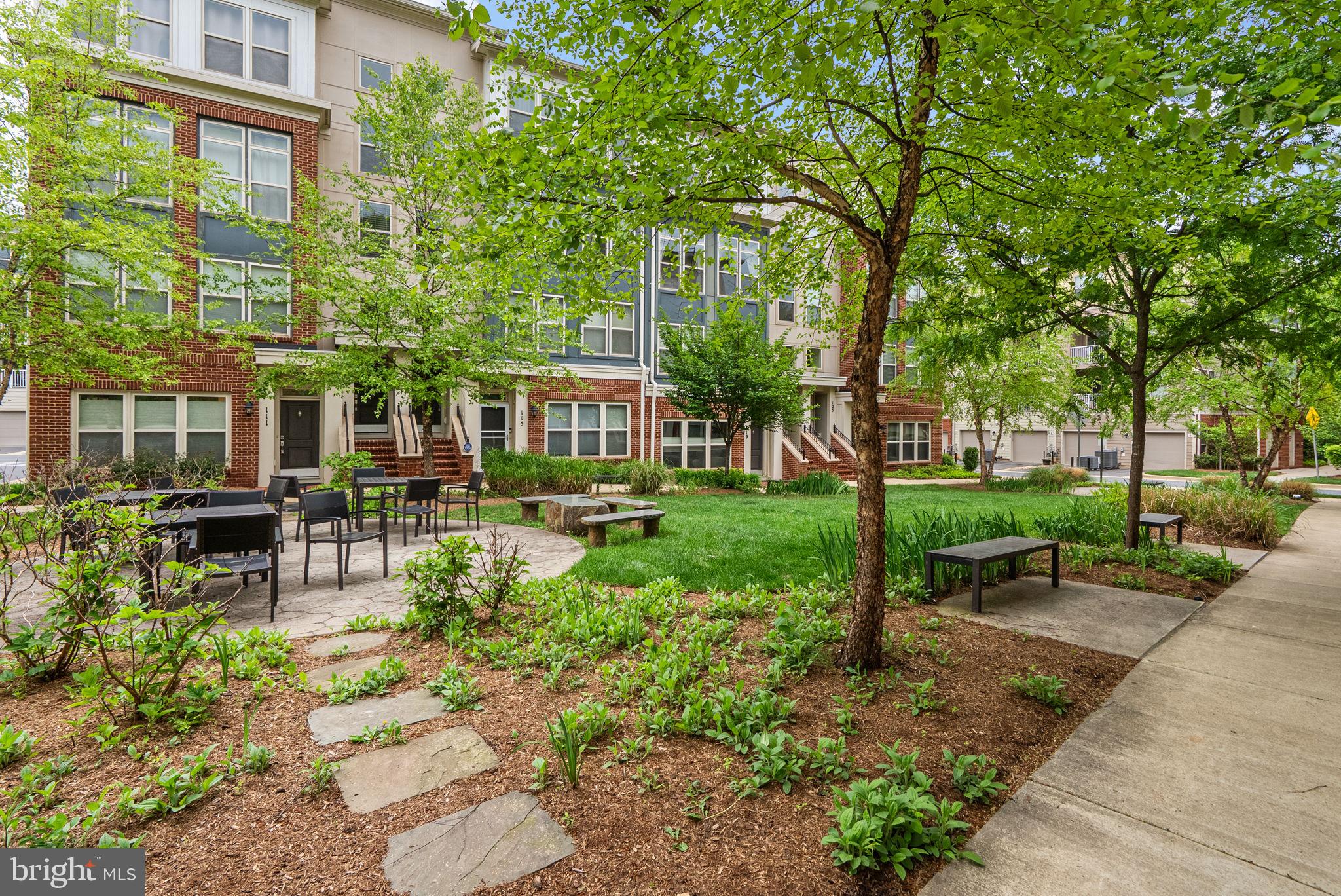 CROWN - Residential