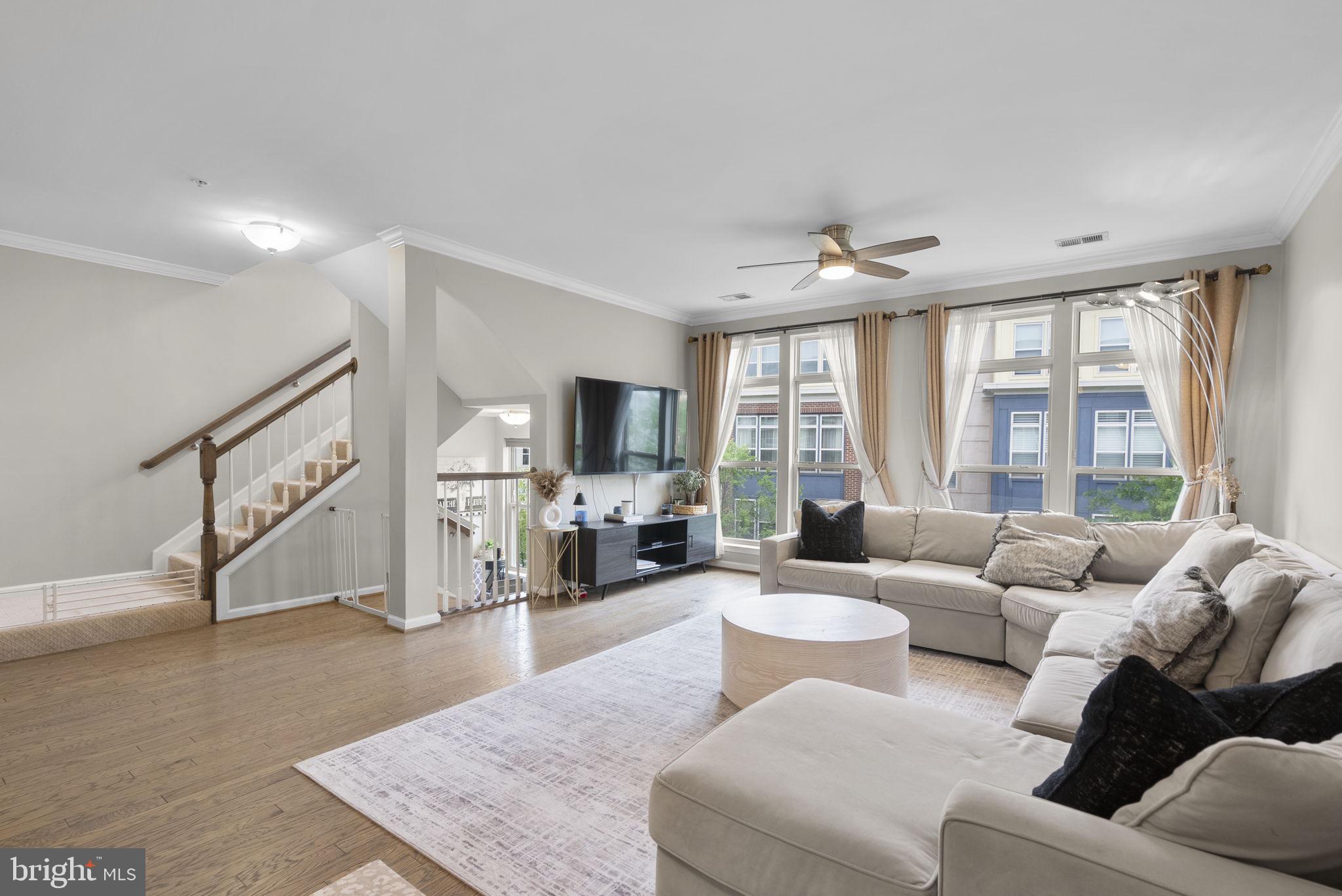 CROWN - Residential