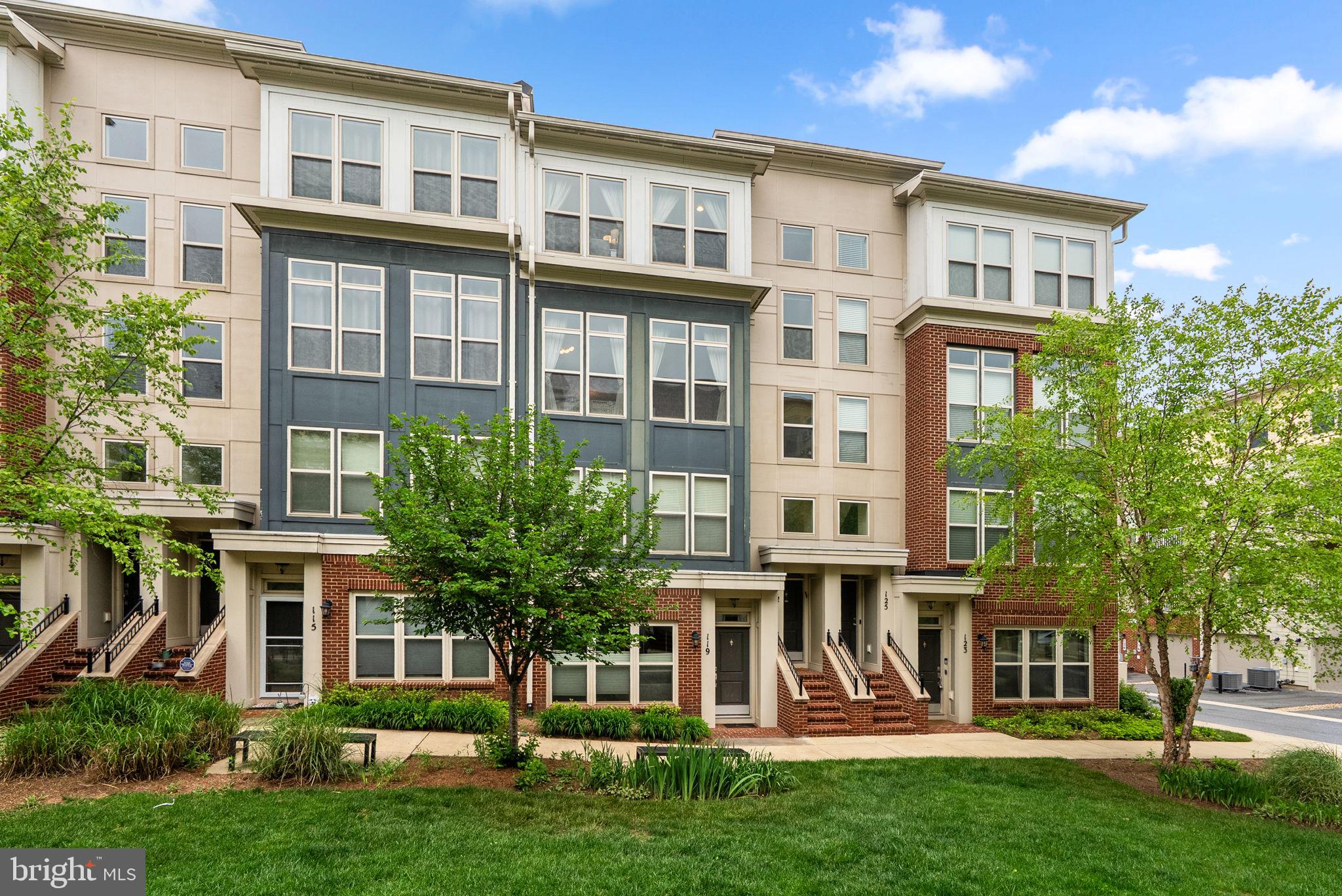 CROWN - Residential