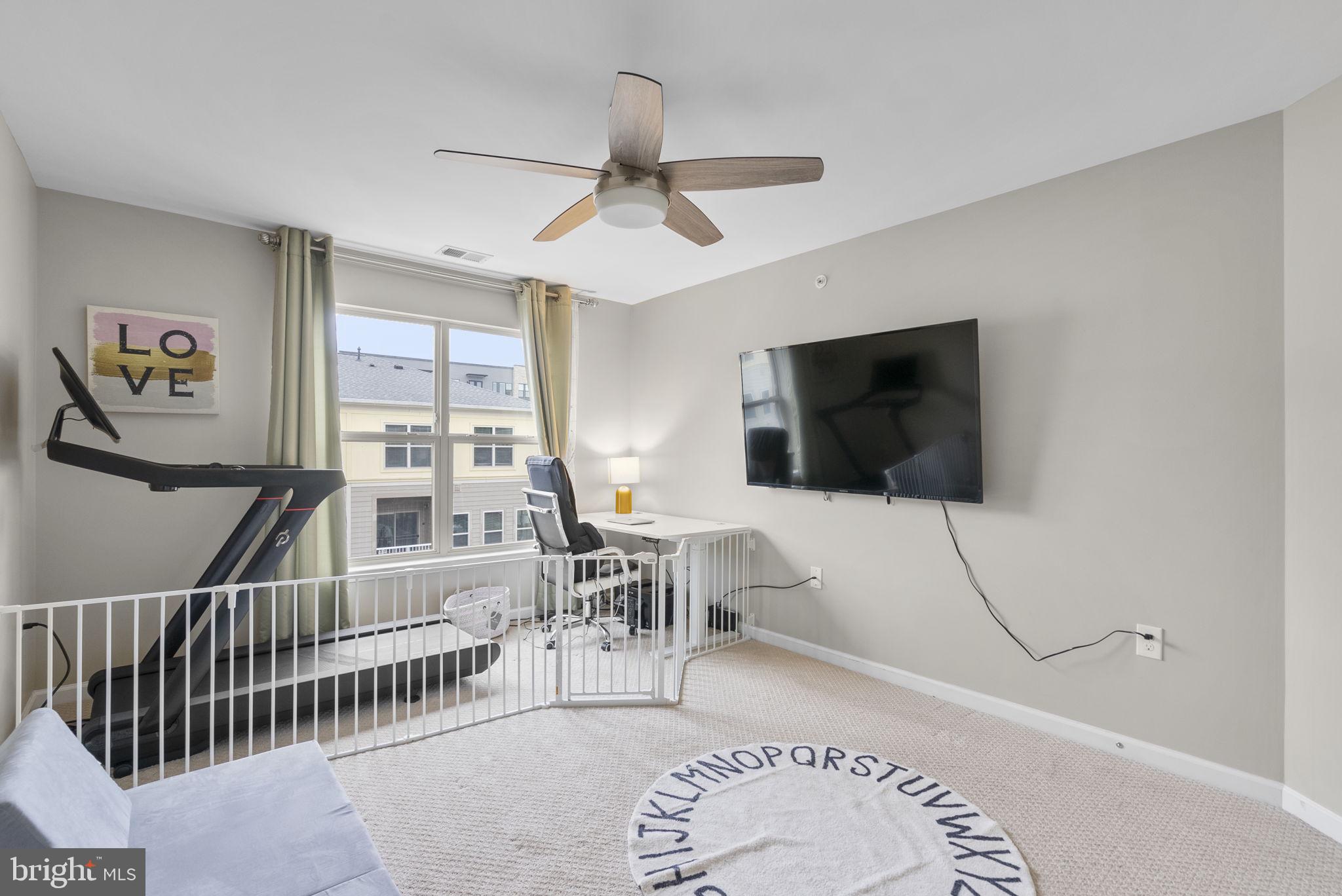 CROWN - Residential