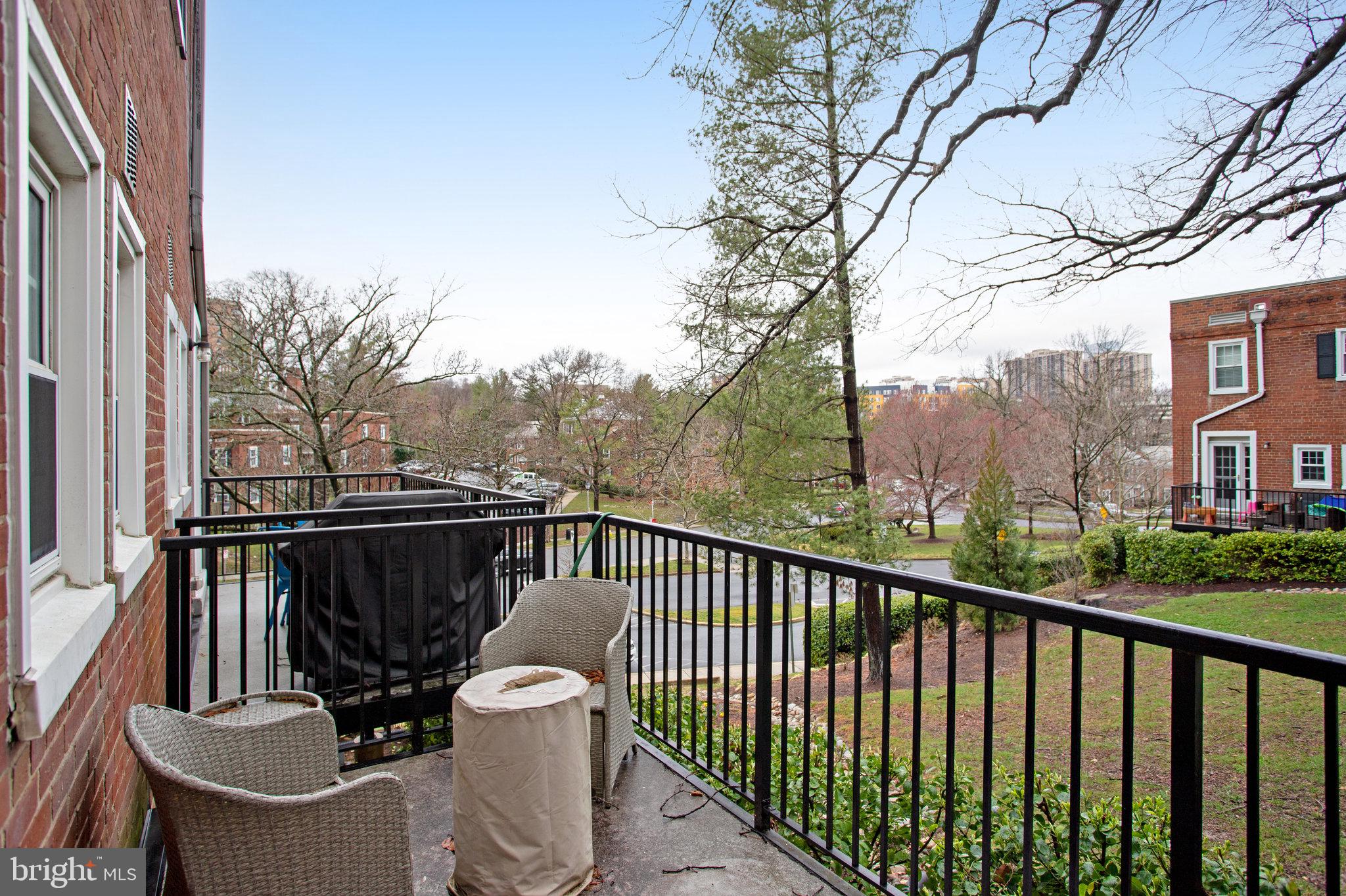 FAIRLINGTON VILLAGES - Residential Lease