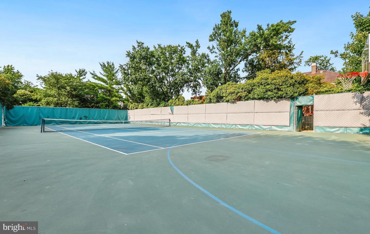 FAIRLINGTON VILLAGES - Residential Lease