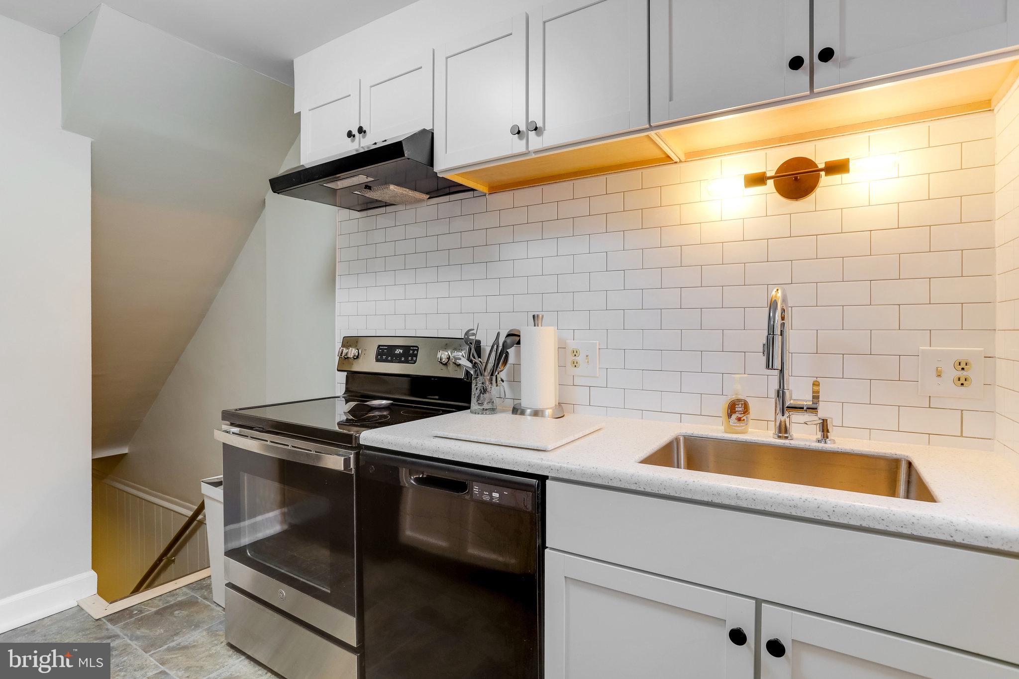 FAIRLINGTON VILLAGES - Residential Lease