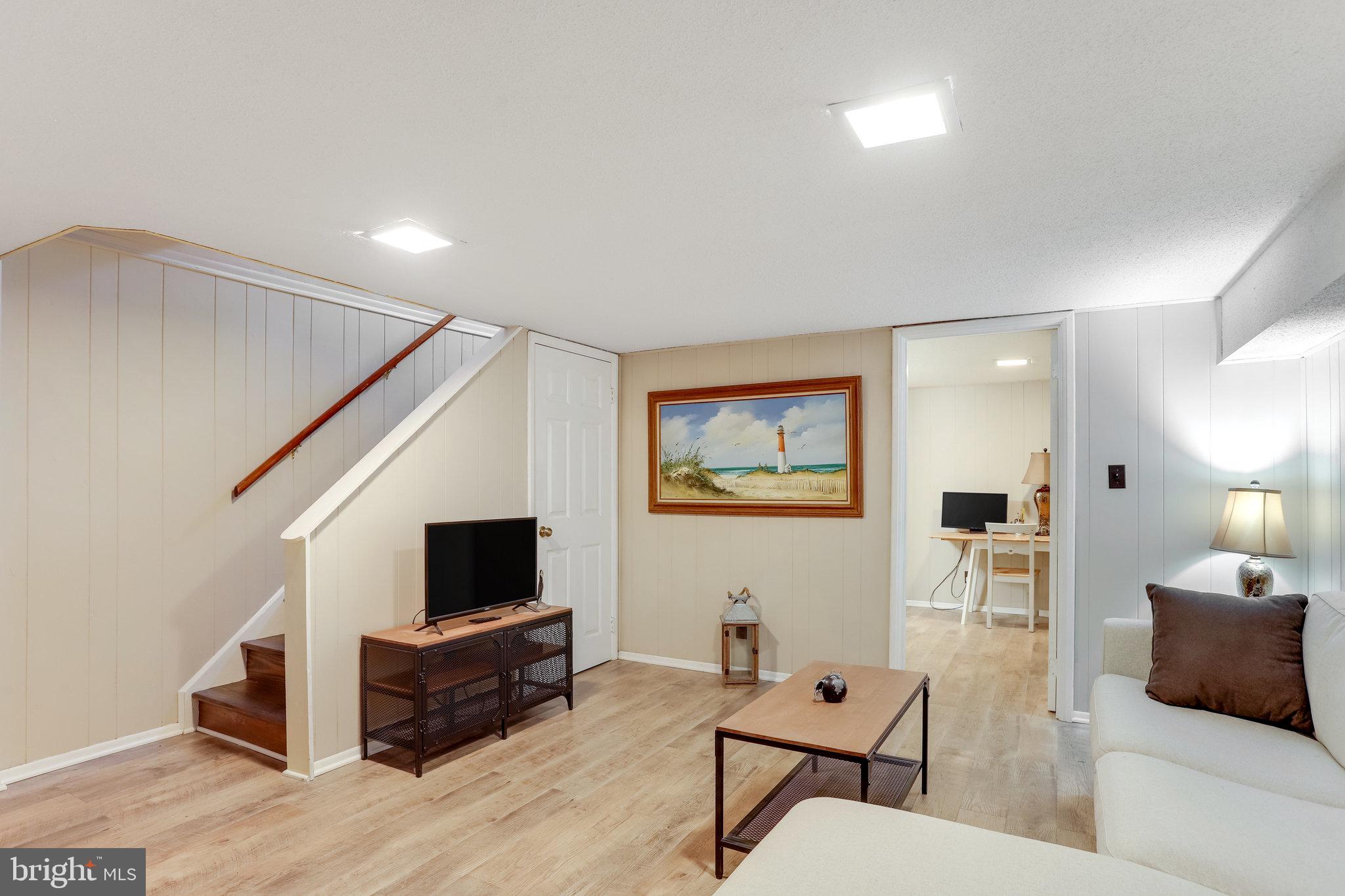 FAIRLINGTON VILLAGES - Residential Lease