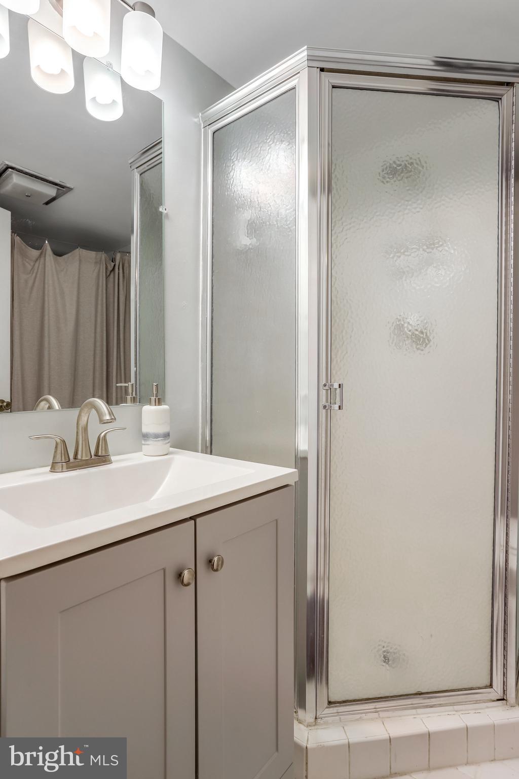 FAIRLINGTON VILLAGES - Residential Lease