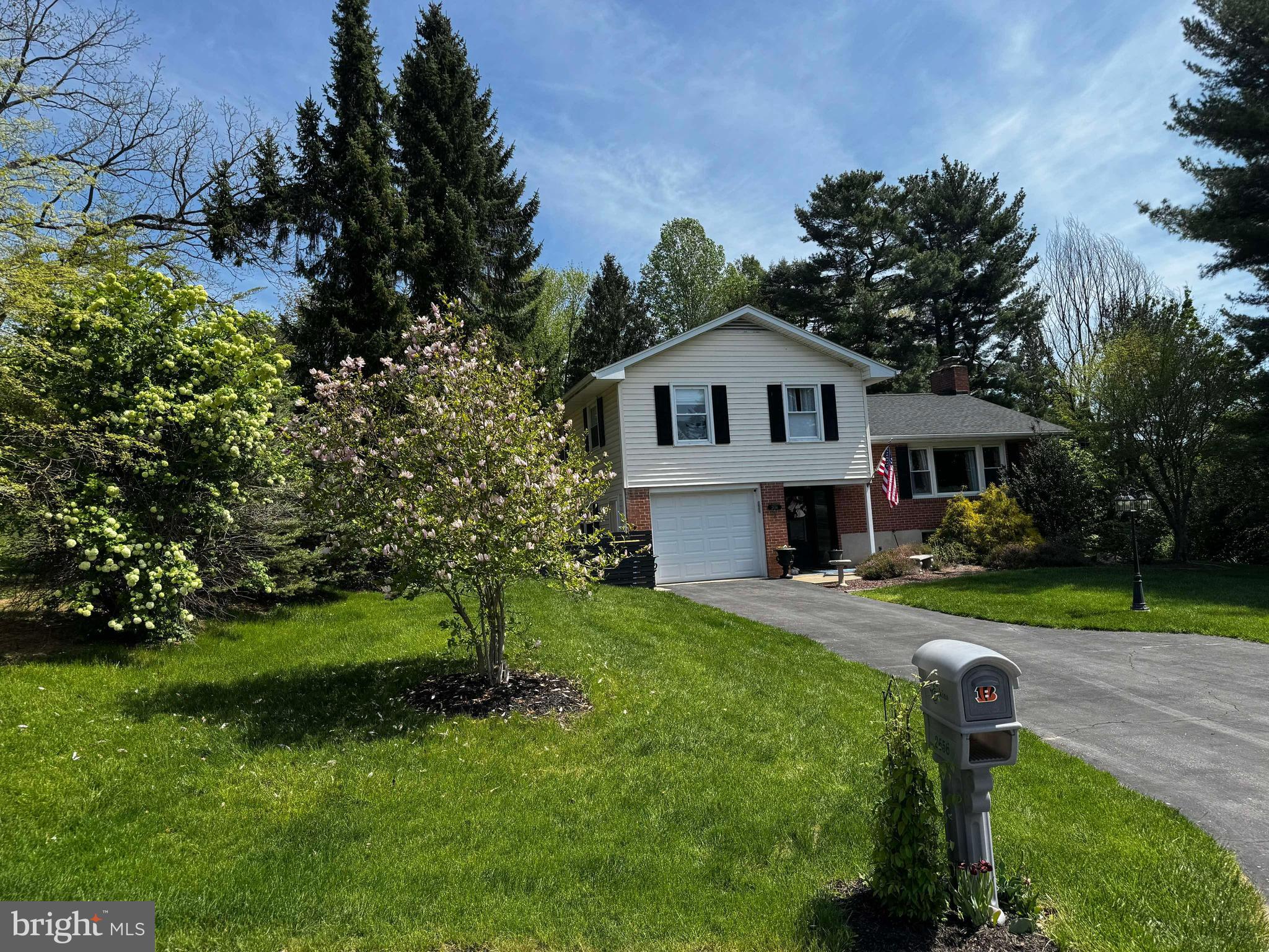 2656 WHISPERING PINES RD