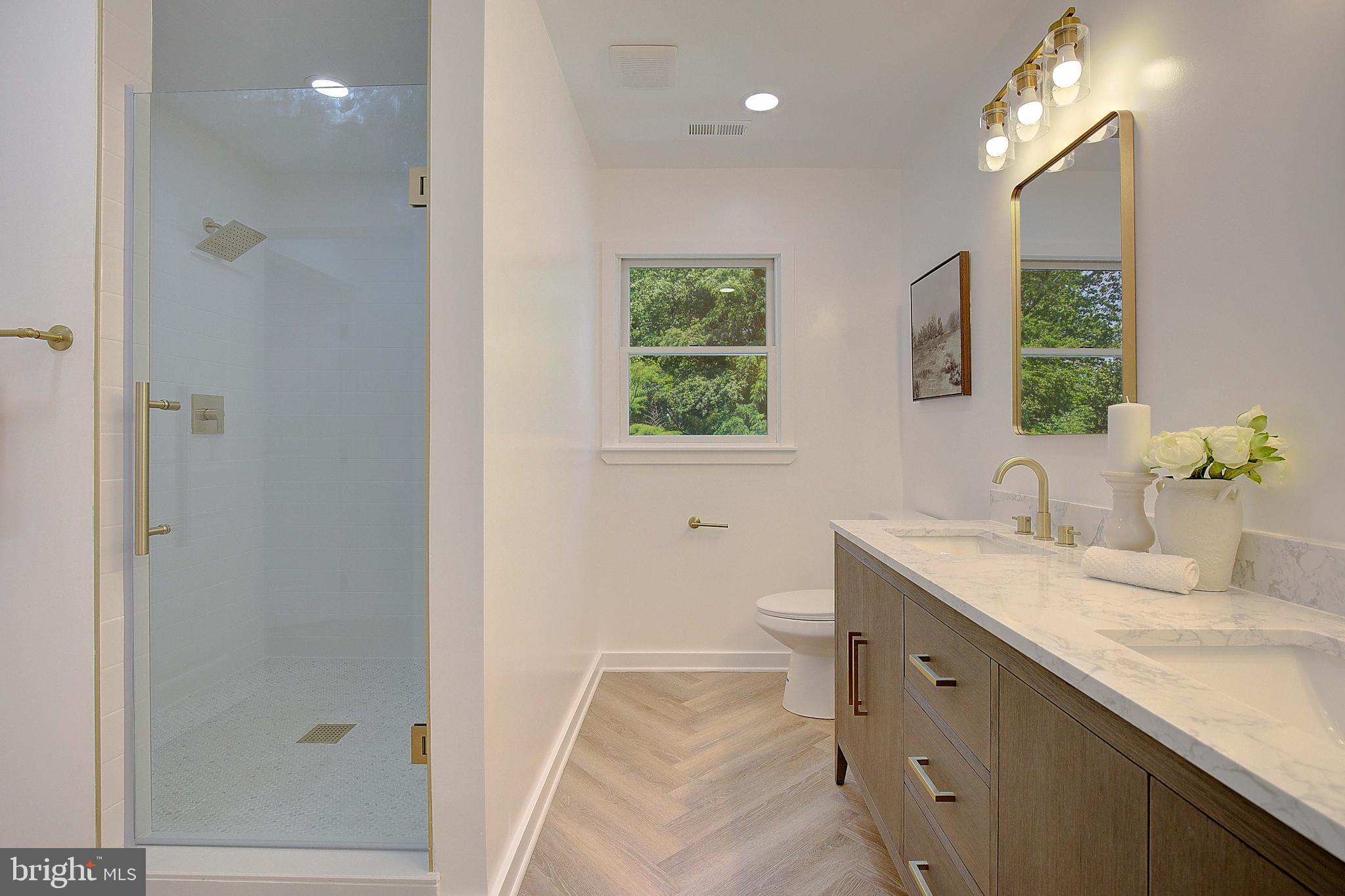 LOCH HAVEN - Residential