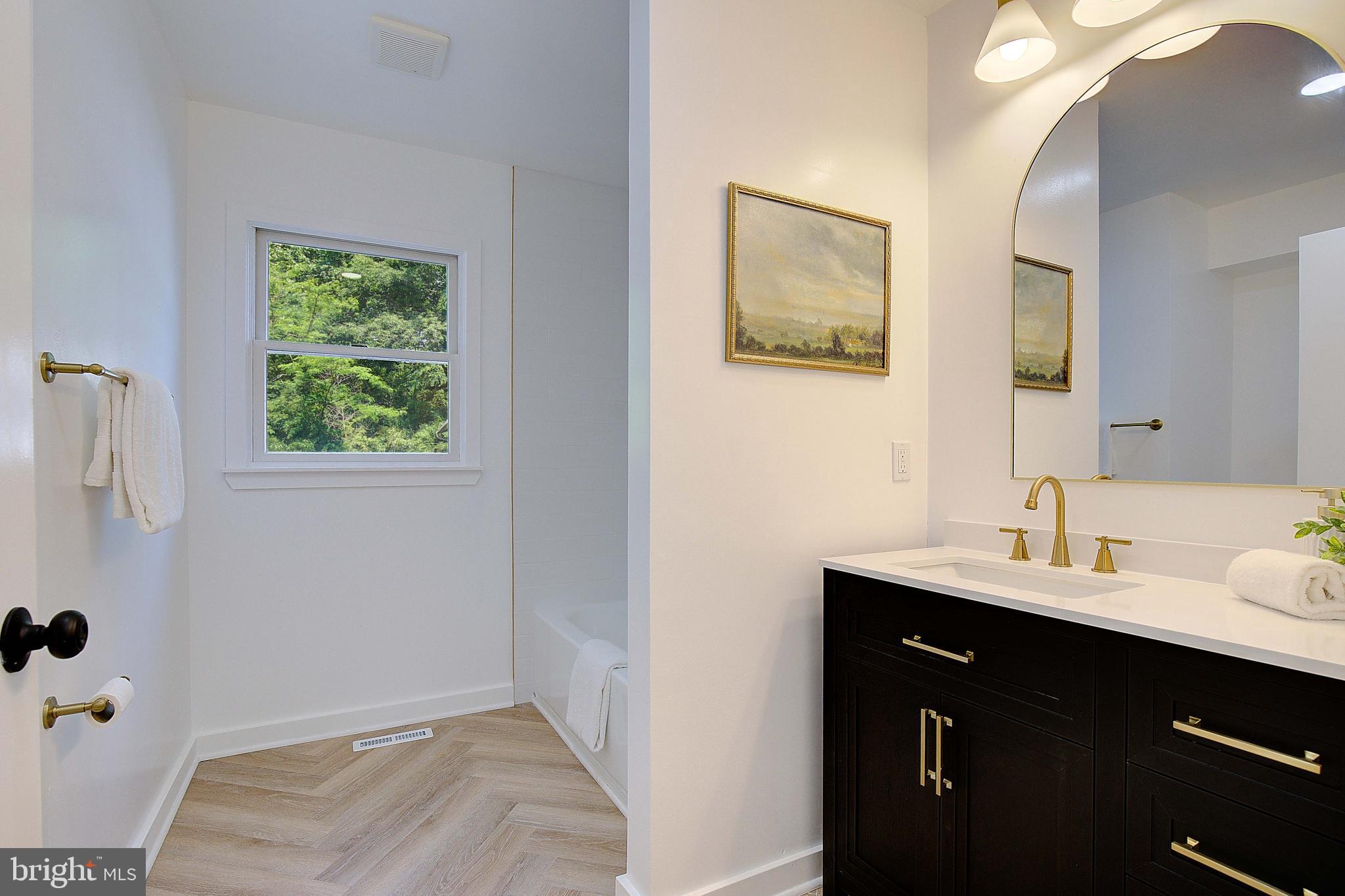 LOCH HAVEN - Residential