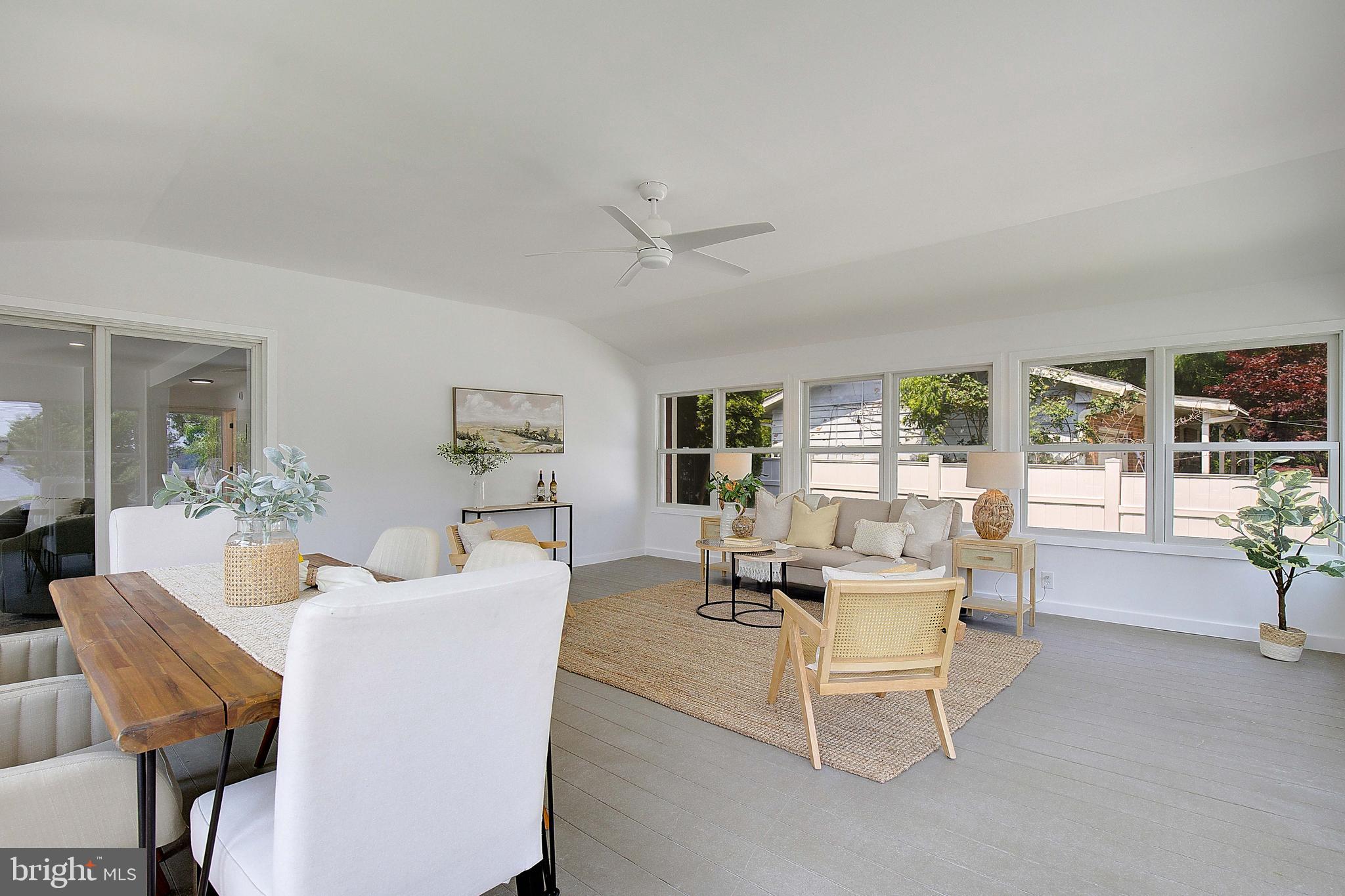 LOCH HAVEN - Residential