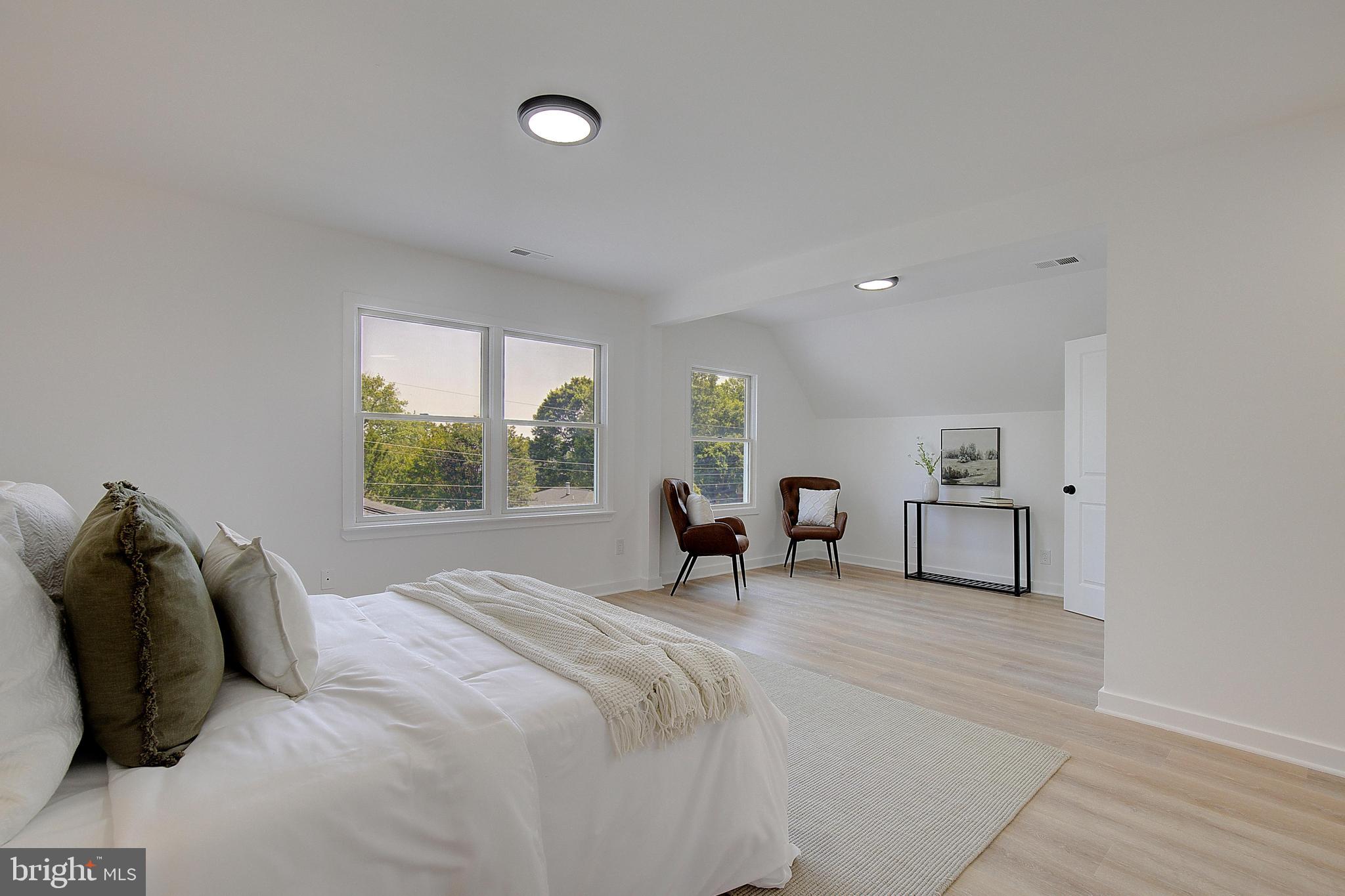 LOCH HAVEN - Residential