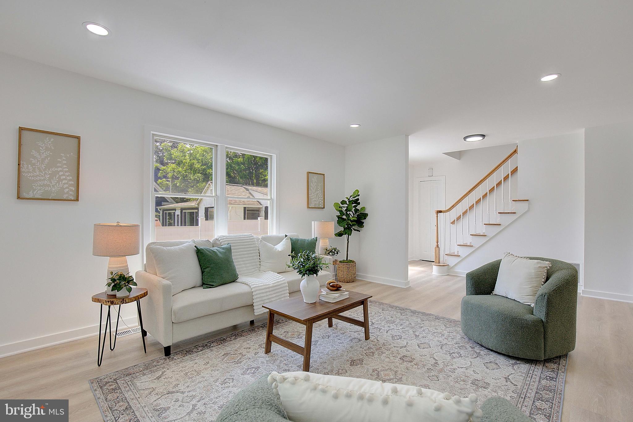 468 RIVERVIEW DRIVE