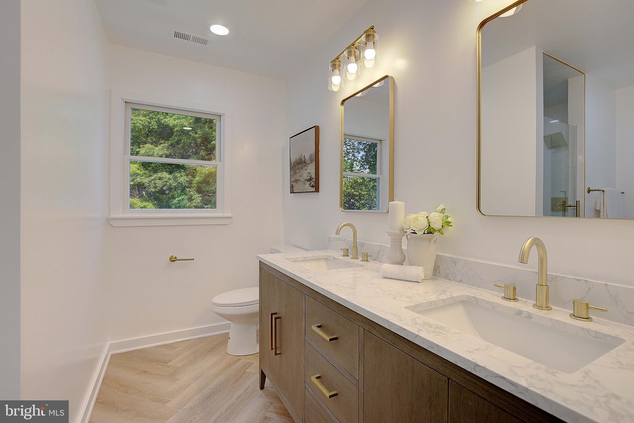 LOCH HAVEN - Residential