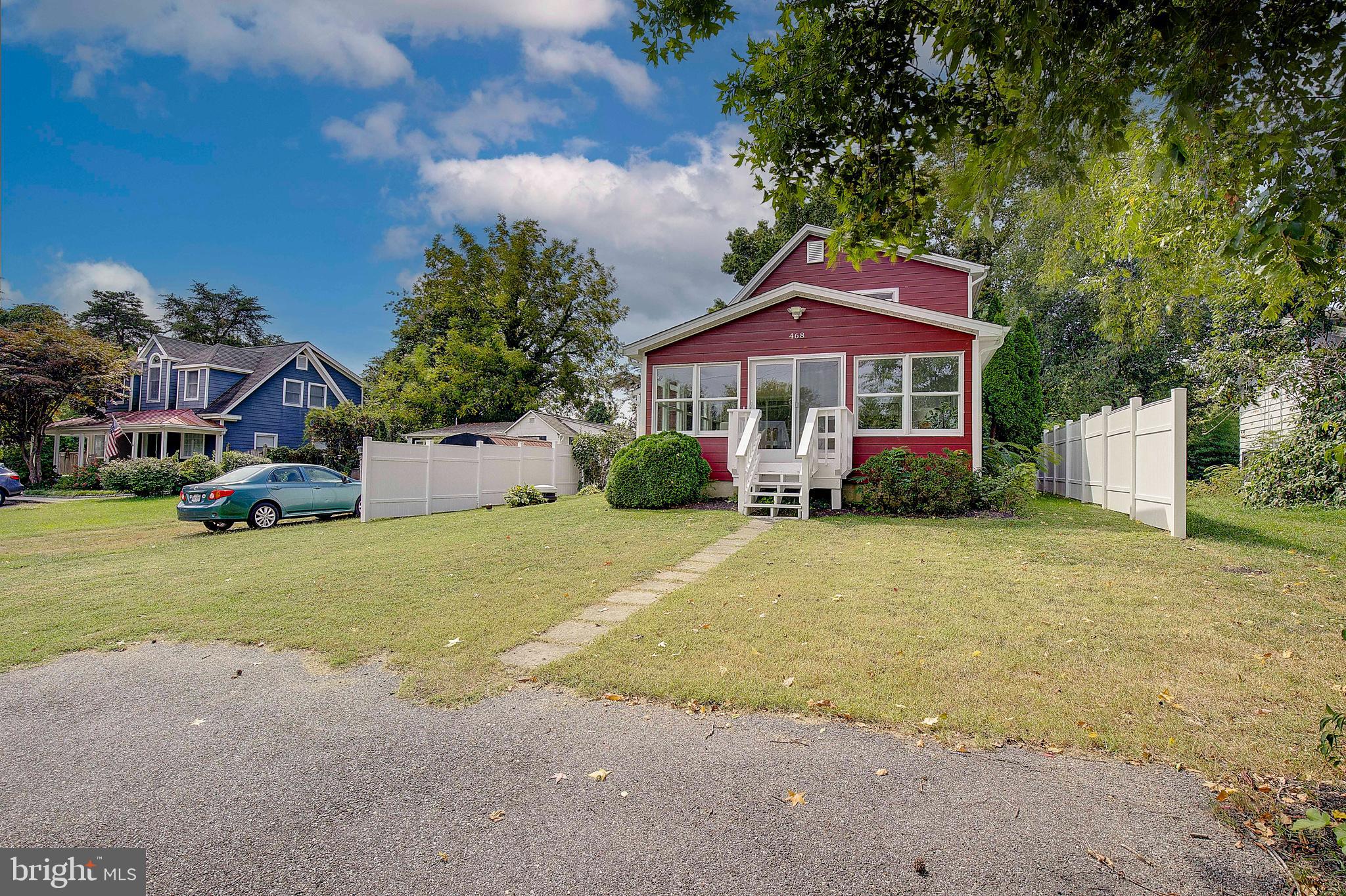 LOCH HAVEN - Residential