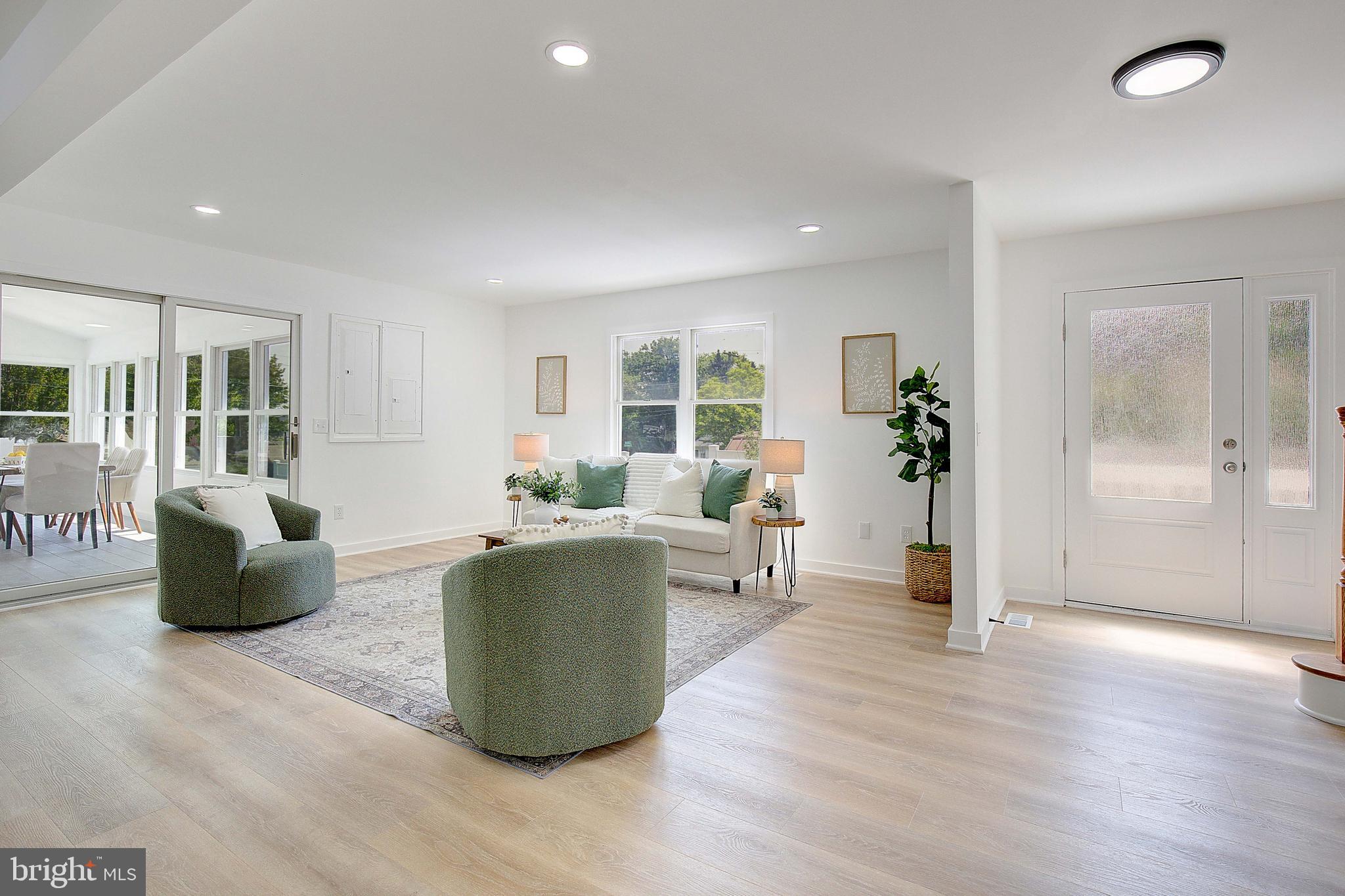 LOCH HAVEN - Residential