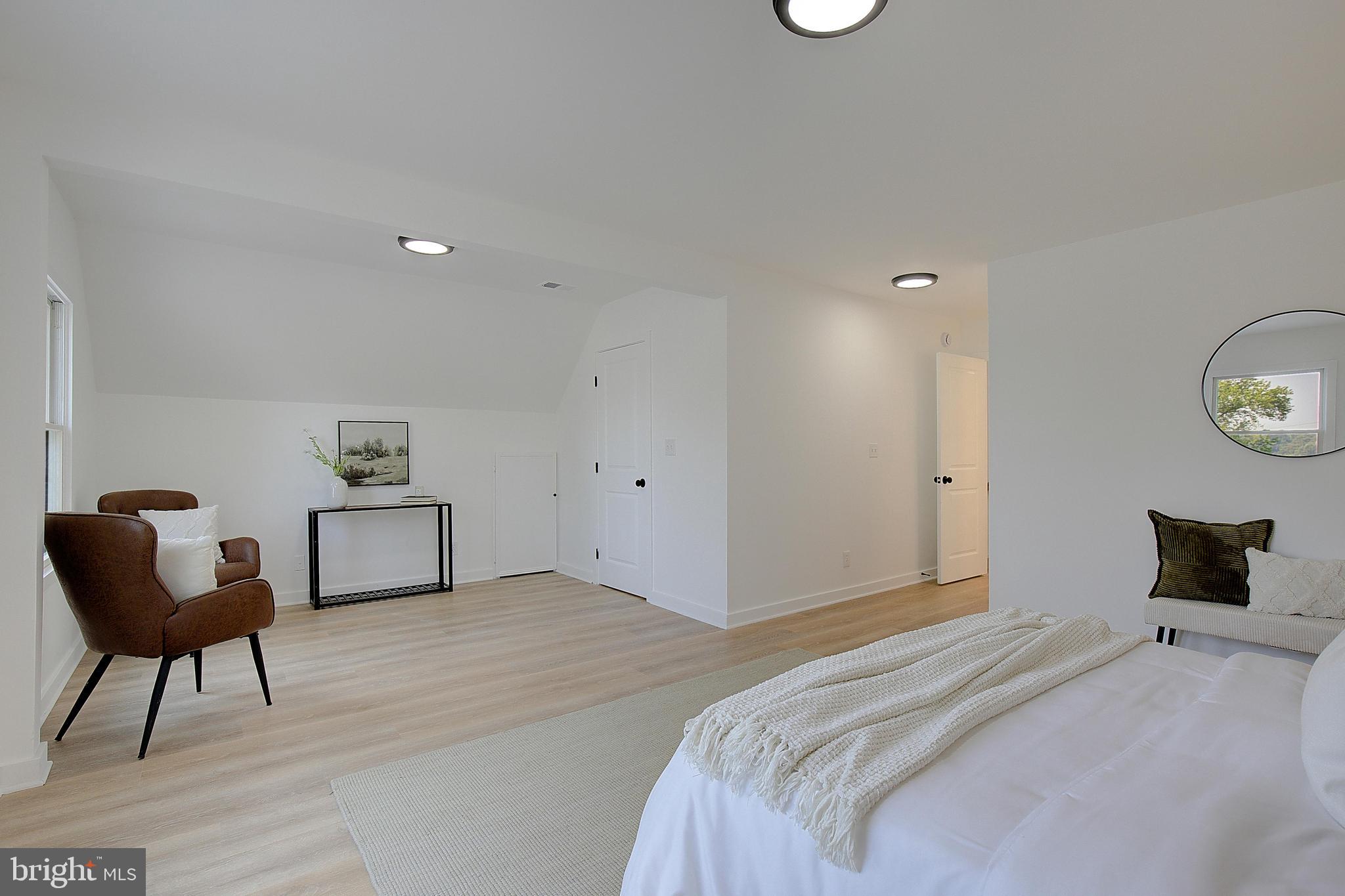 LOCH HAVEN - Residential