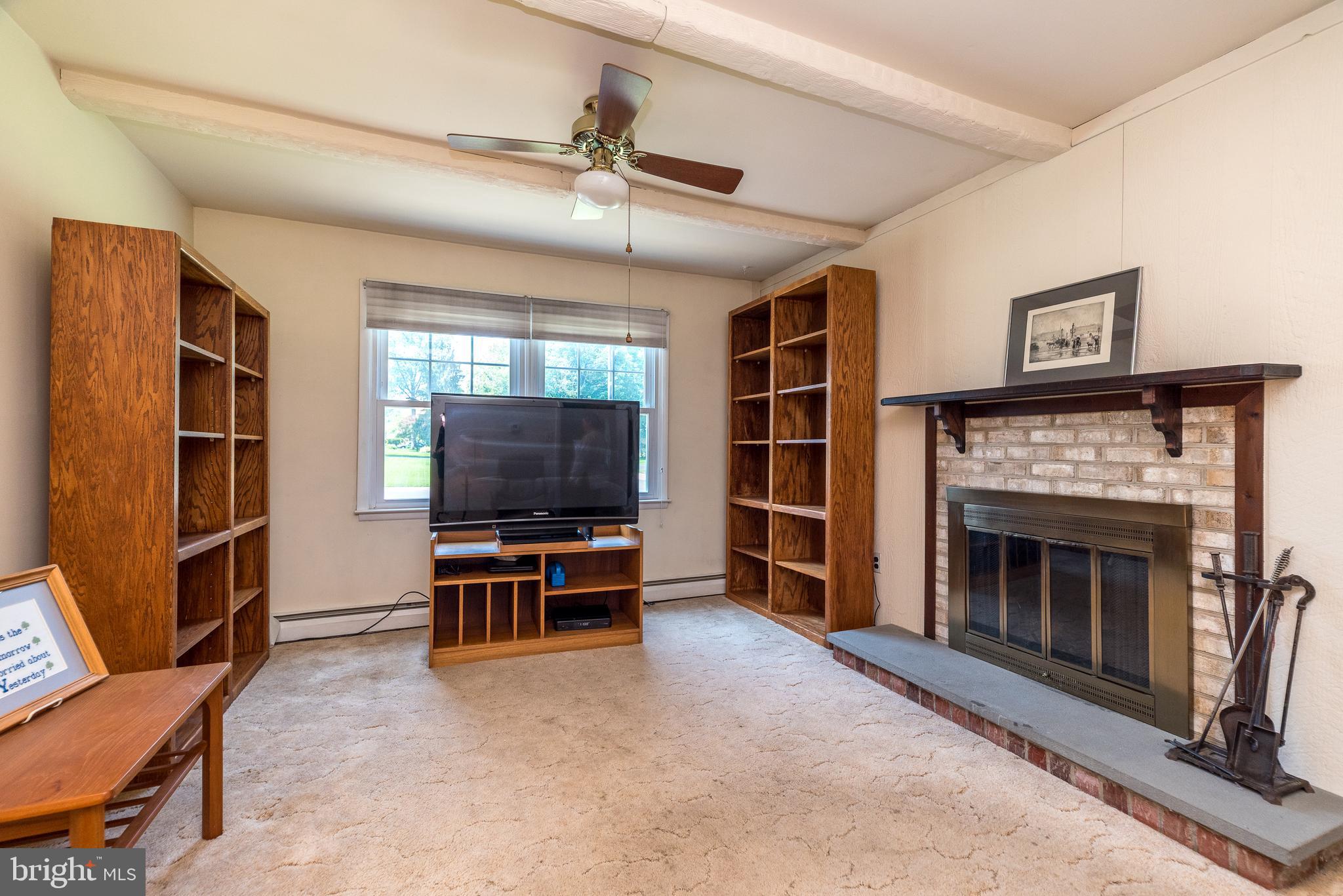 FAIRVIEW - Residential