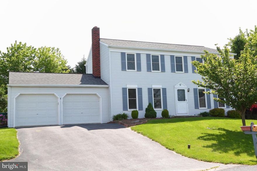 Quiet cul de sac living with nice backyard and deck. Remodeled kitchen and master bath. New windows, heat, air conditioning and some new wood floors.