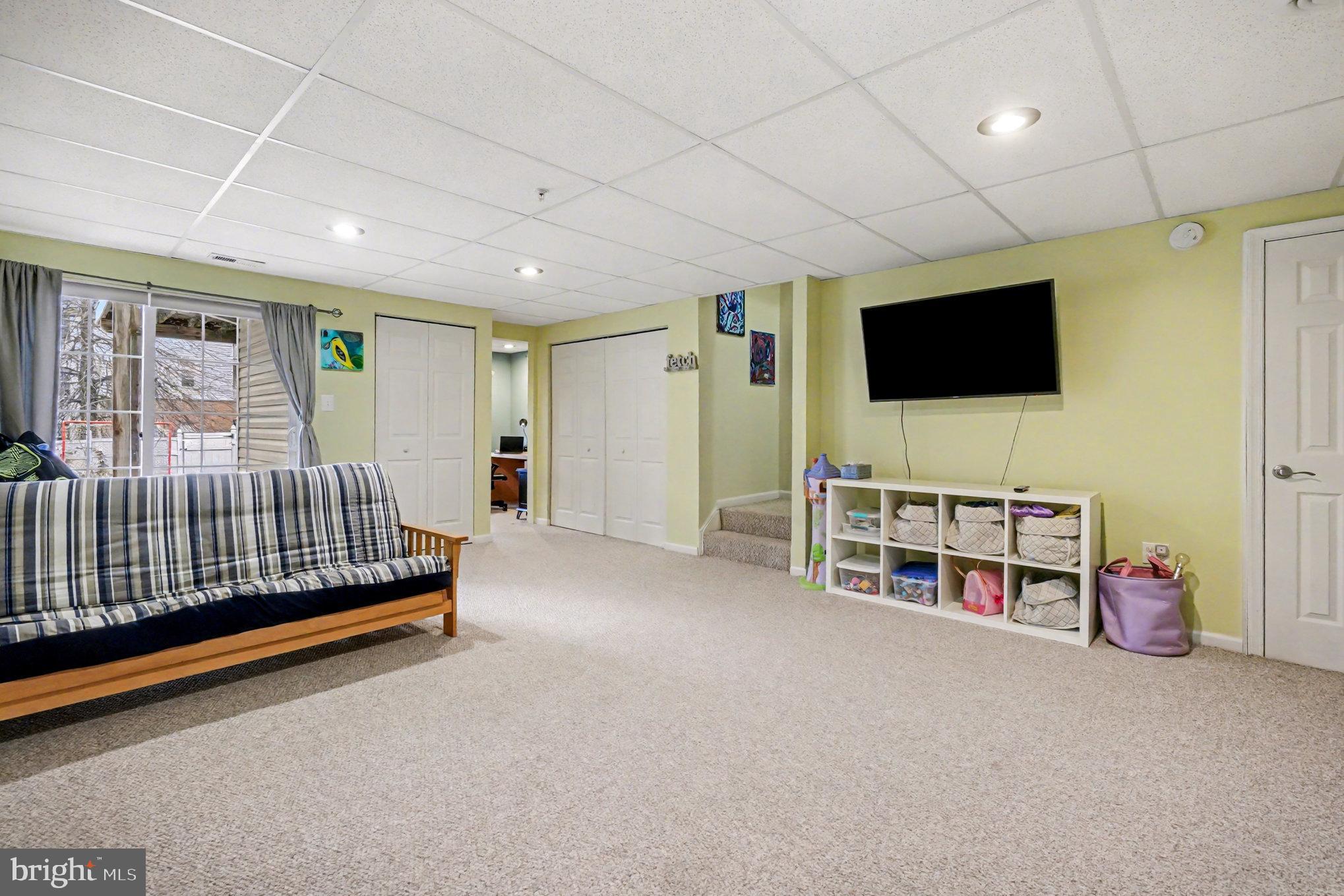 GREENBRIER HILLS - Residential