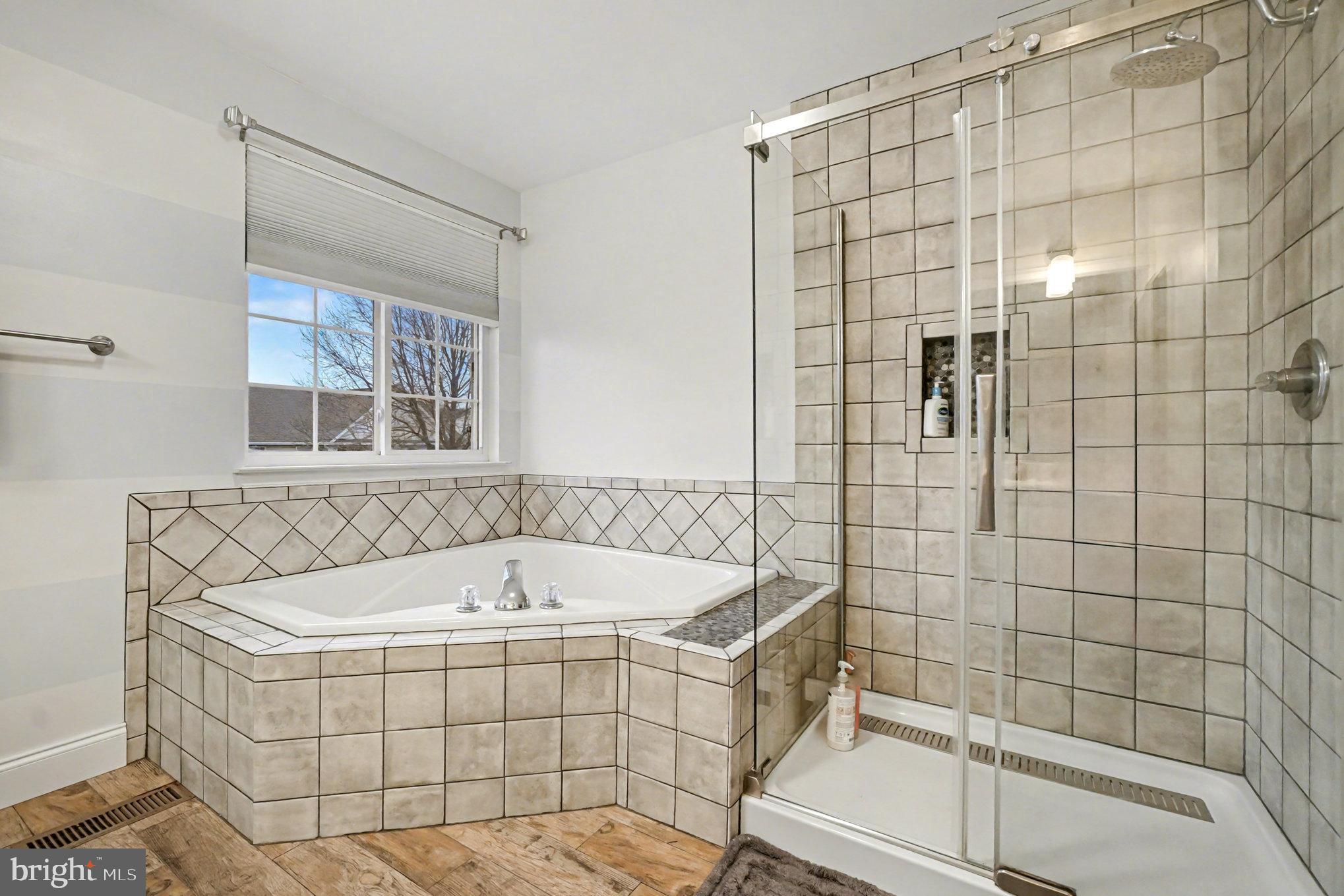 GREENBRIER HILLS - Residential