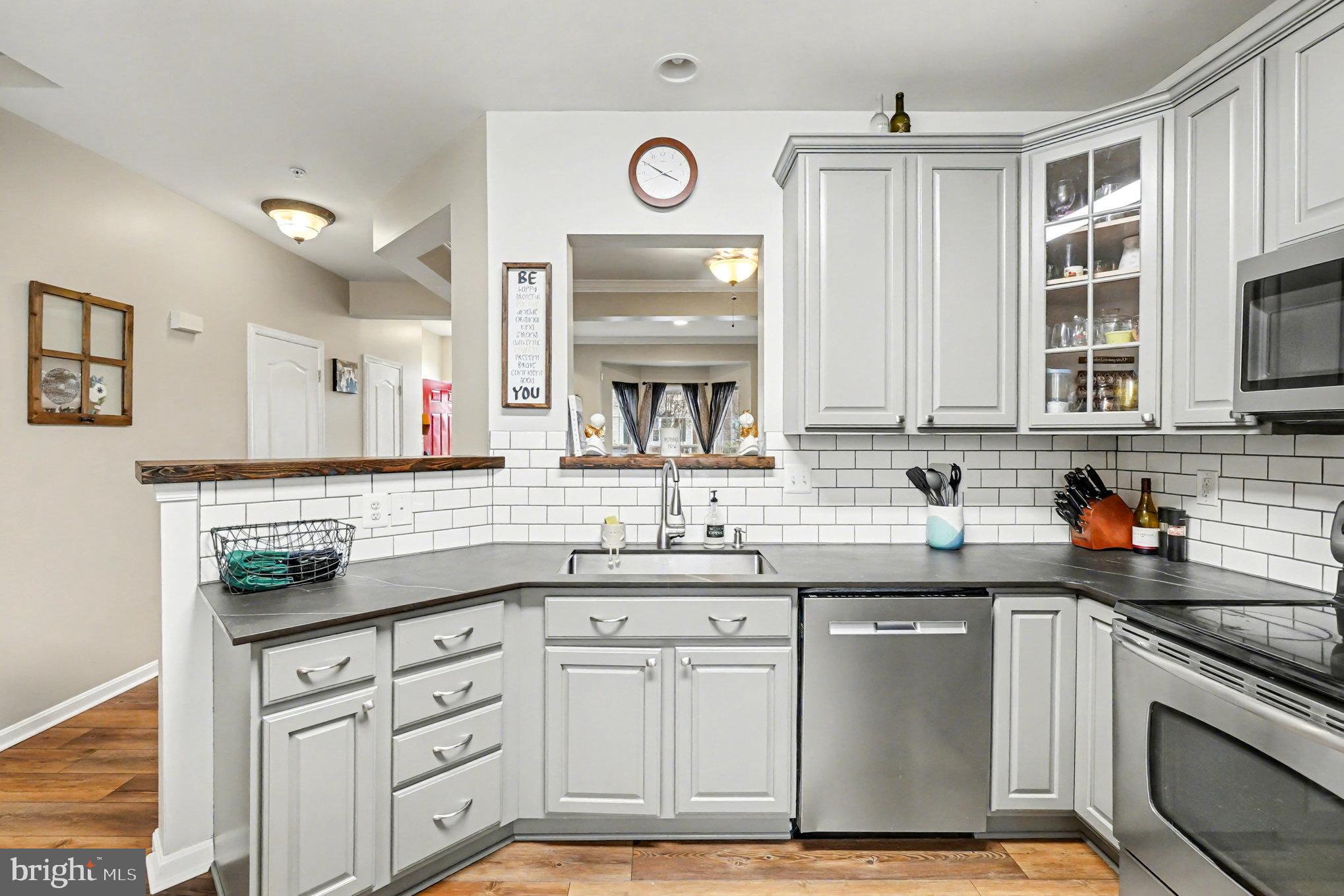 GREENBRIER HILLS - Residential