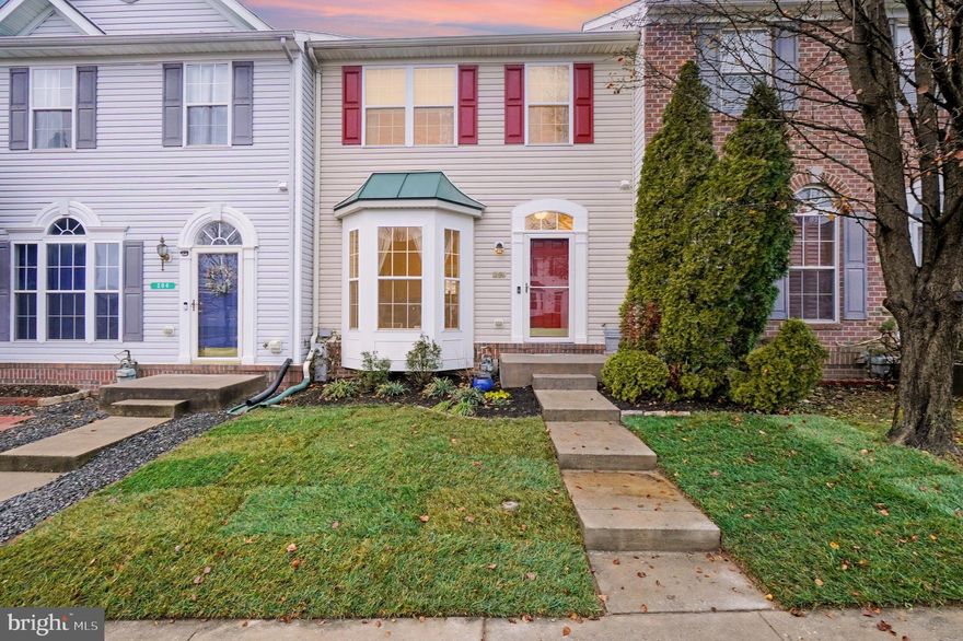 Welcome to this charming 3-bedroom, 2.5-bathroom townhouse nestled in a highly desired community offering a sparkling community pool and convenient amenities. Thoughtfully updated and beautifully maintained, this home provides both comfort and functionality across three spacious levels.
The main level features a bright and inviting living room, perfect for relaxing or entertaining. The kitchen boasts updated countertops and flows seamlessly into the dedicated dining room. A convenient half bathroom completes the main floor.
Upstairs, you’ll find three generous bedrooms and a full hallway bathroom. The standout is the primary suite, offering a walk-in closet and a private en suite bathroom—a true retreat at the end of the day.
The partially finished basement adds valuable living space with a cozy family room and an additional bonus room that can serve as a potential 4th bedroom, office, gym, or hobby space. The seller is willing to install a door to fully close off this bonus room to fit your needs.
Peace of mind comes easy with recent updates to the roof, water heater, and flooring throughout the home.
Don’t miss the opportunity to own this wonderfully updated townhouse in a sought-after community. Schedule your tour today!