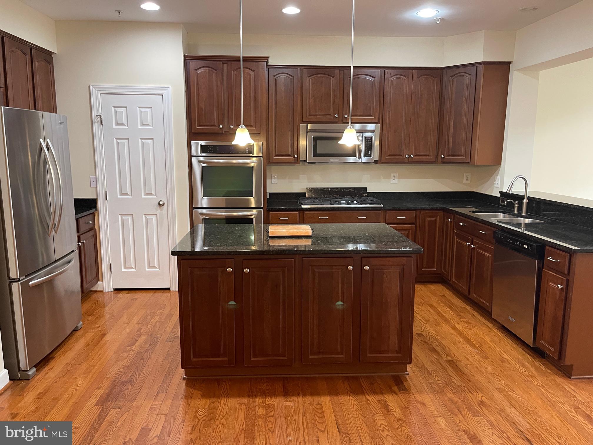 ELLICOTT SQUARE - Residential Lease