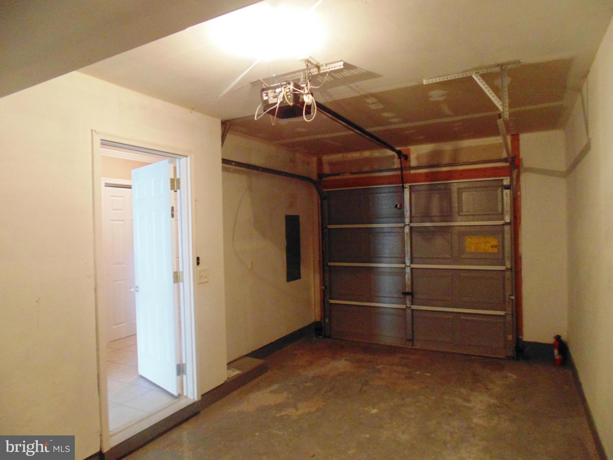 PRENTISS POINT - Residential Lease