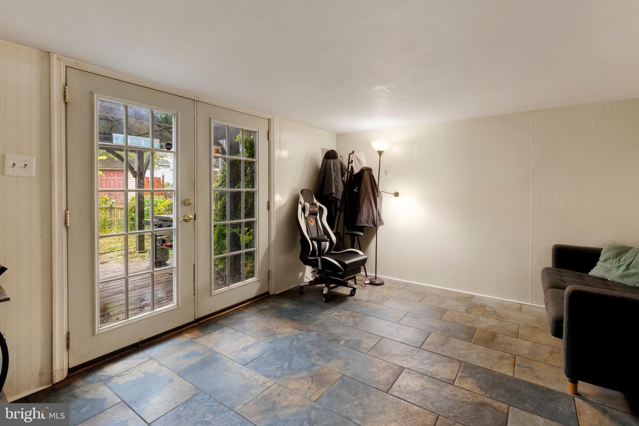 LANCASTER - Residential