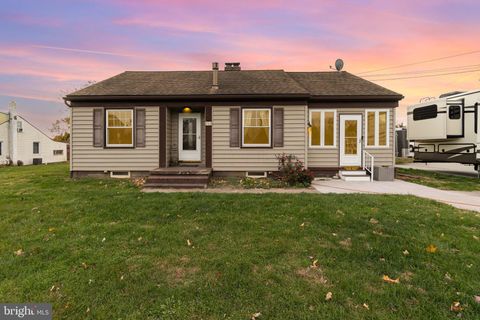 201 S WATER STREET NEW OXFORD PA 17350