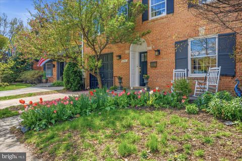 4206 48TH PLACE NW WASHINGTON DC 20016