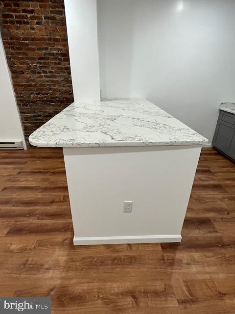 UNIVERSITY CITY - Residential Lease