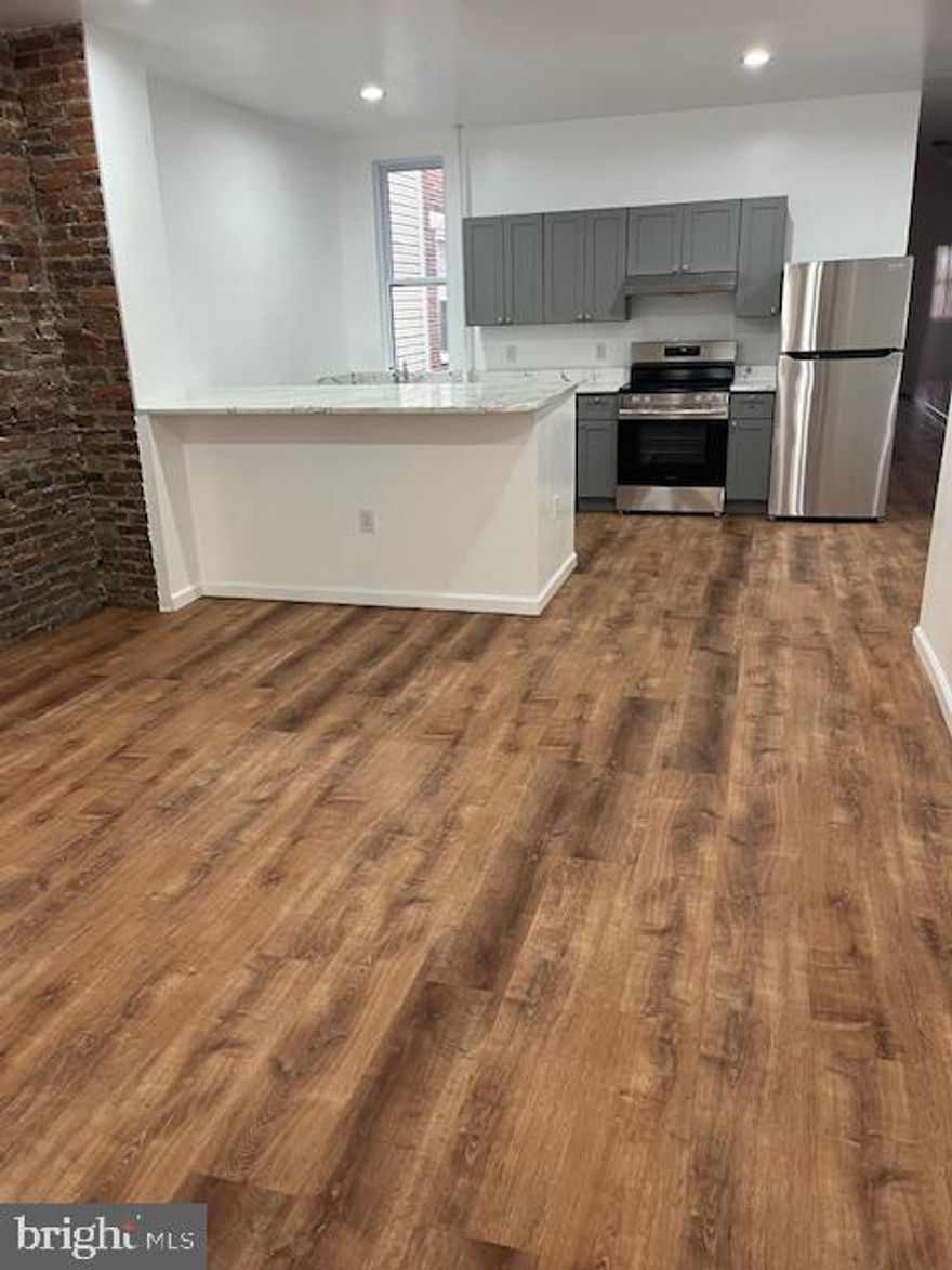 University City Beauty. This 3 bedroom and 1 Bath House house been completely renovated. Unit has new H/W flooring throughout. Entrance you have enclosed porch with plenty of natural Light. Upon entrance you have open floor plan. The living room and dining room there have recess lighting and plenty of natural light.  The kitchen has large breakfast bar with granite counter tops and all new stainless steel appliances: dishwasher, refrigerator, electric range and ample cabinet space. Down the hall you'll find 3 nice size bedrooms that have also been freshly painted with nice size closets and recess lighting. The bathroom offers a shower over tub, with ceramic tile surround and flooring. Vanity and vanity mirror. To add to this masterpiece off the rear bedroom you have a cozy deck to enjoy in the summertime.  

Applicants should have a credit score of 630 or above with no judgements, evictions or filings. Income must be 3x's the monthly rent. 40 application fee to apply Tenant pays all utilities and a 60 flat fee for water.