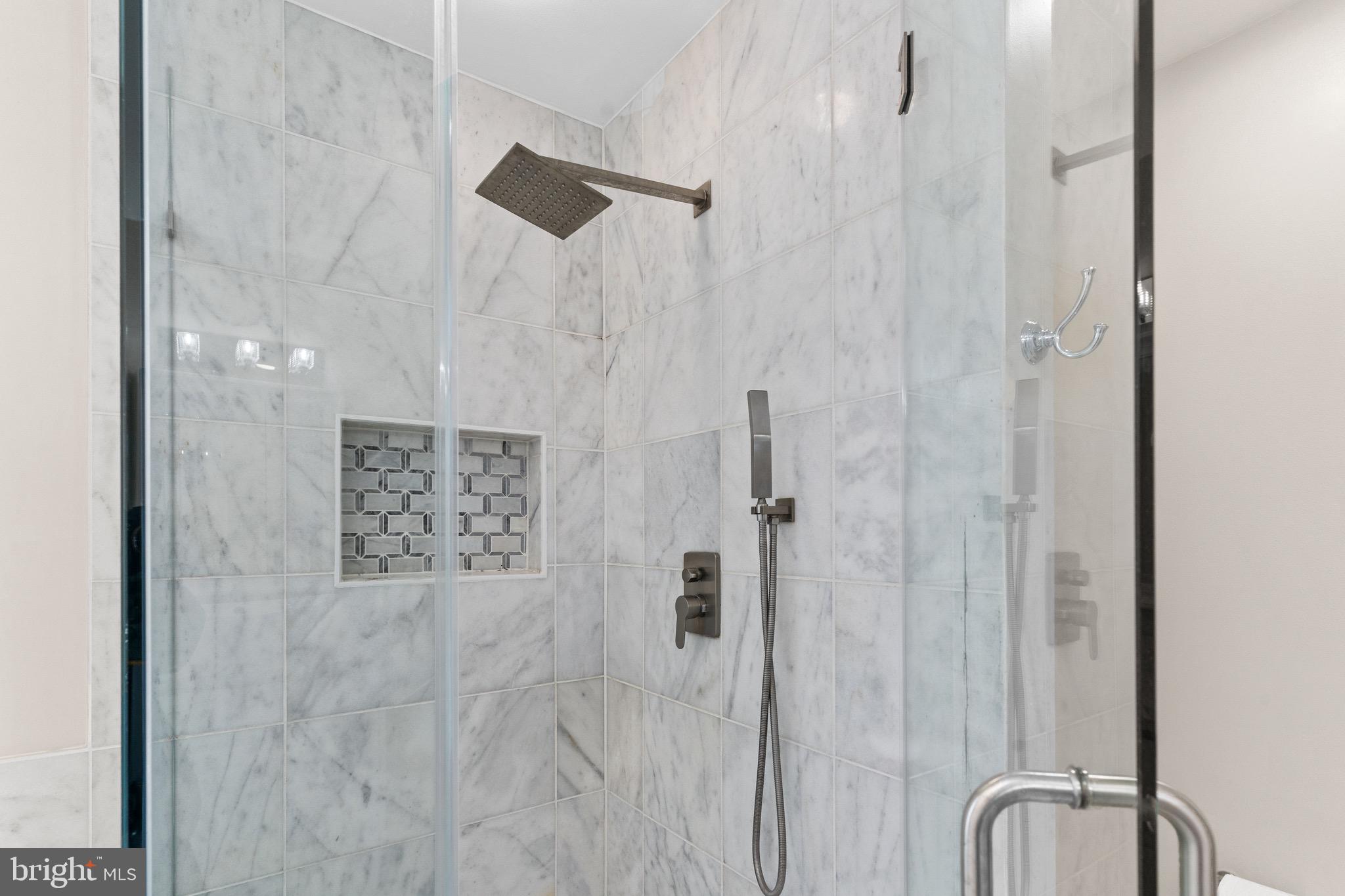 WOODMORE SOUTH - Residential