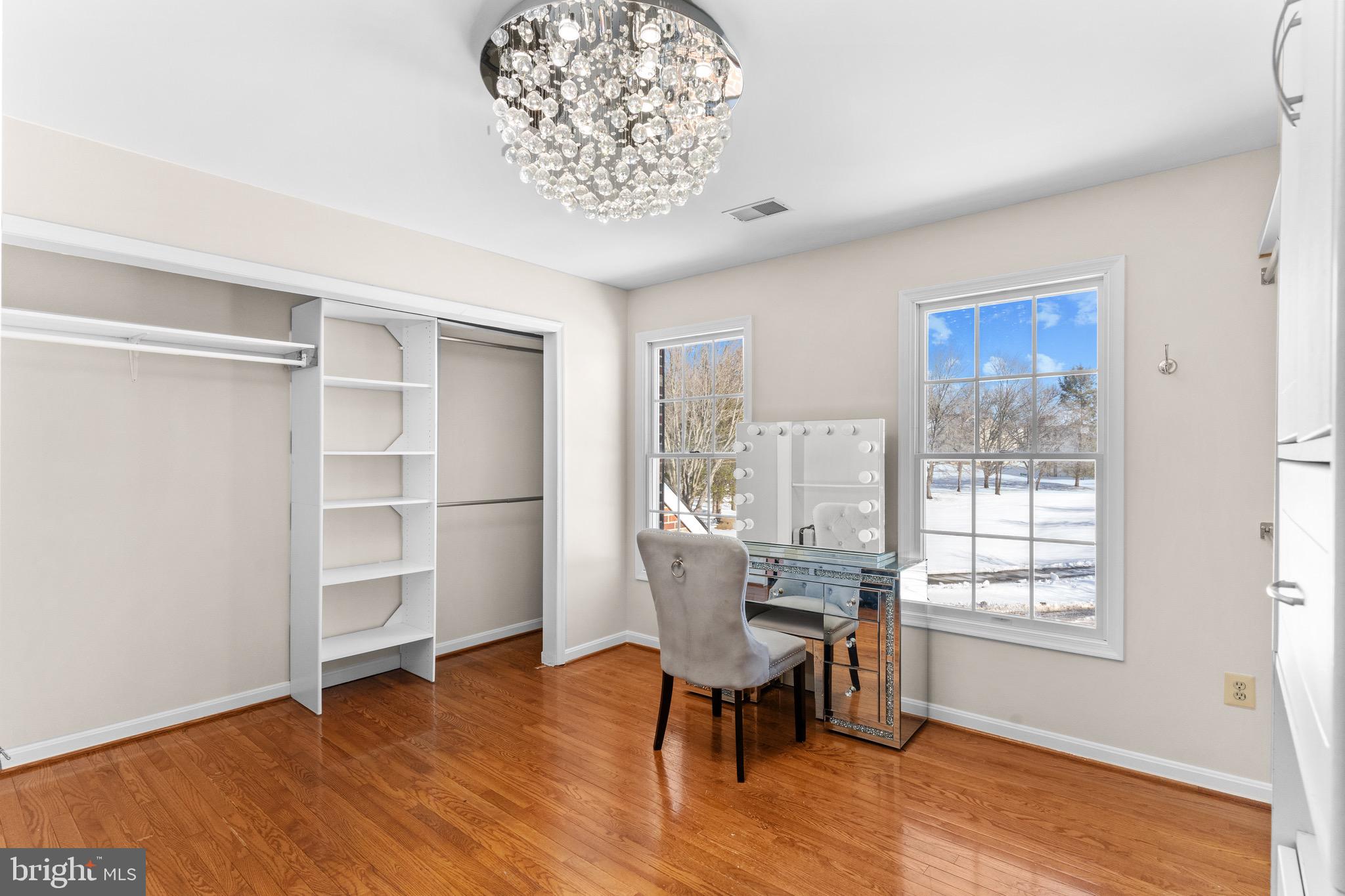 WOODMORE SOUTH - Residential