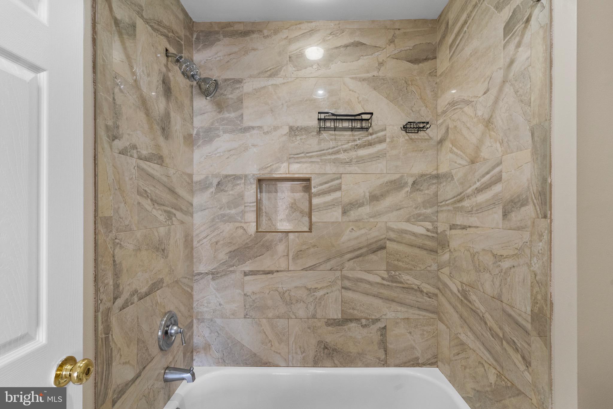 WOODMORE SOUTH - Residential